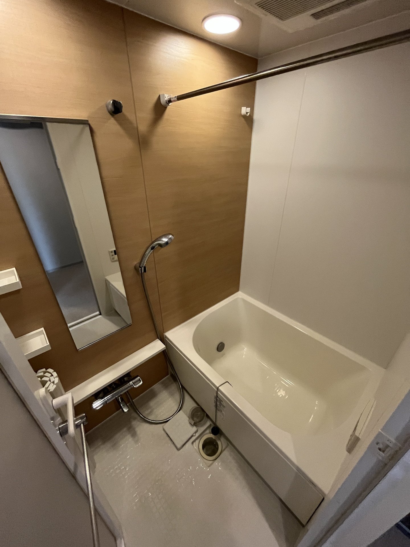 シャワールーム