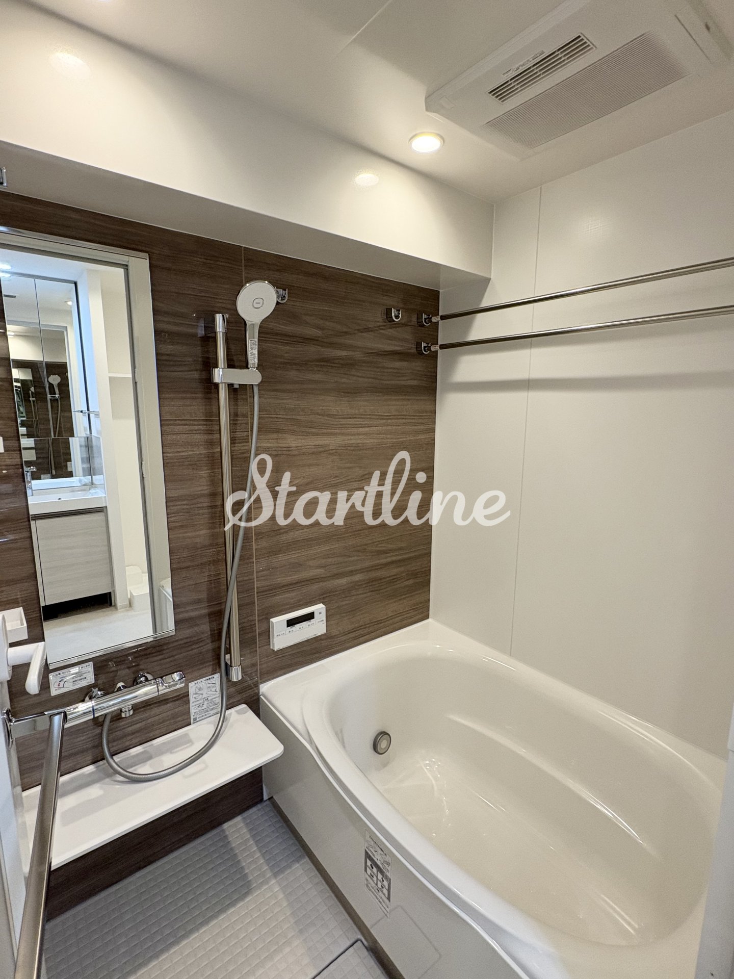 シャワールーム