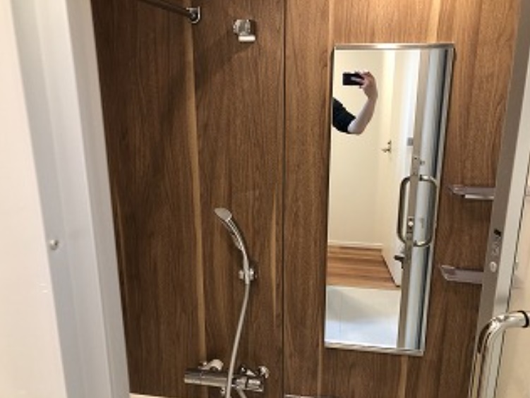 シャワールーム