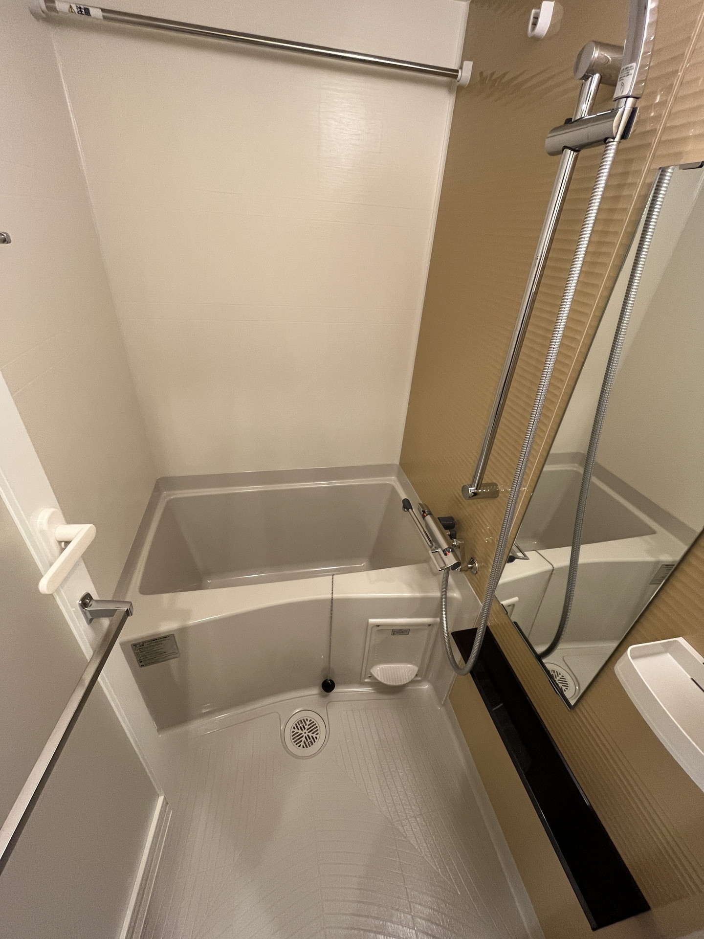 シャワールーム