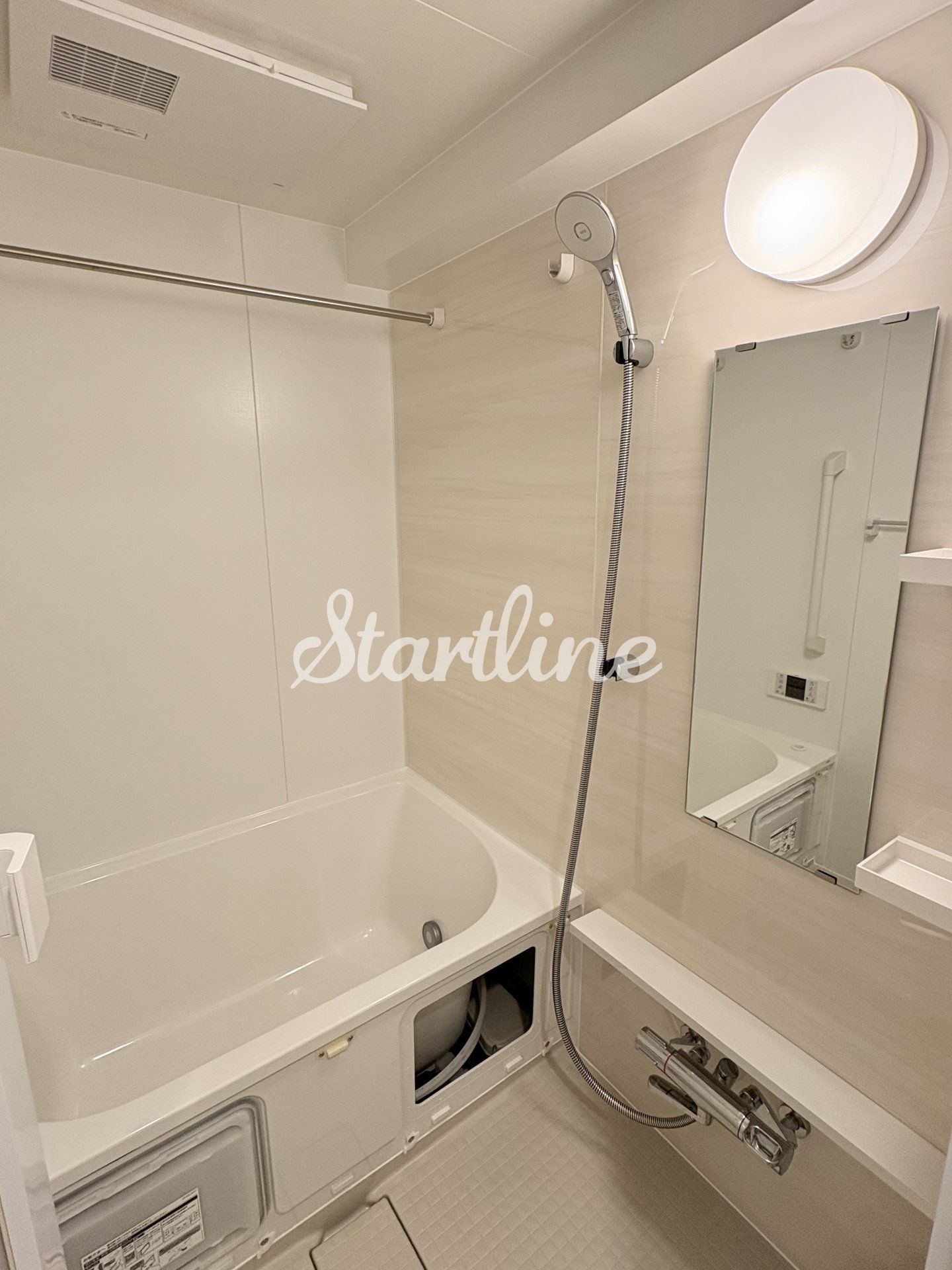 シャワールーム