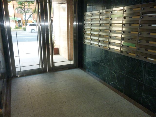 建物エントランス