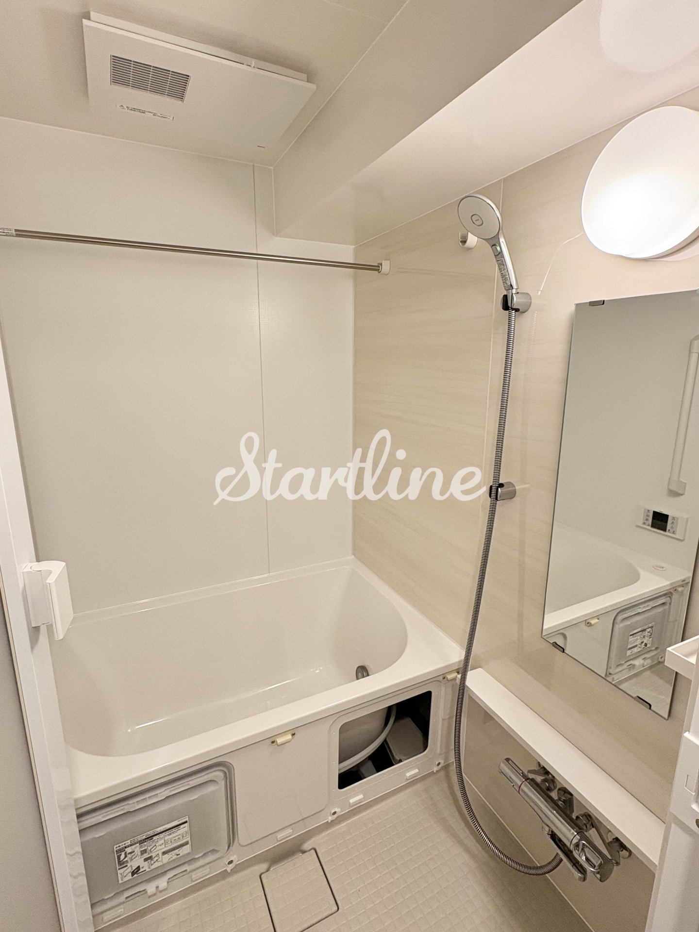 シャワールーム