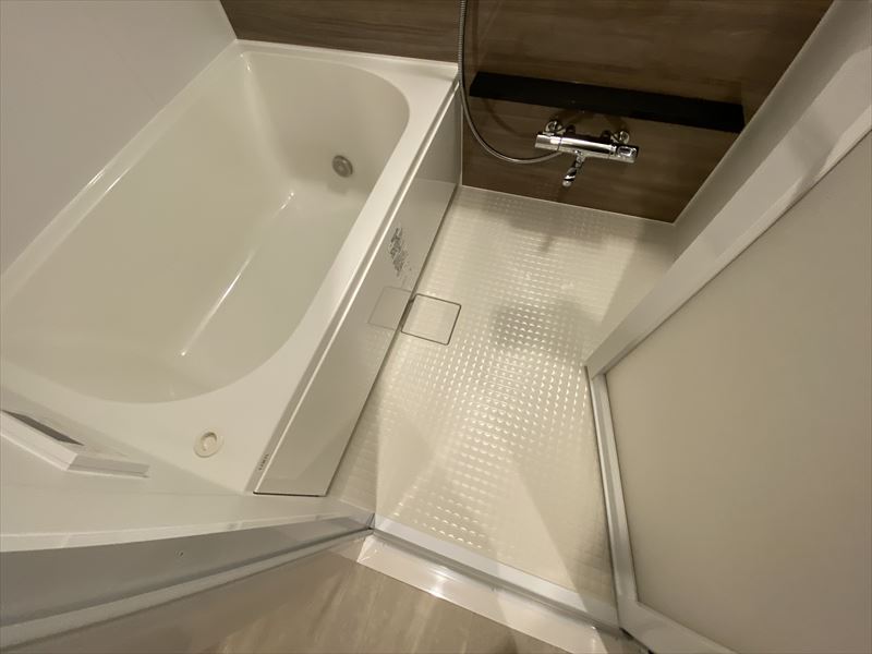 シャワールーム