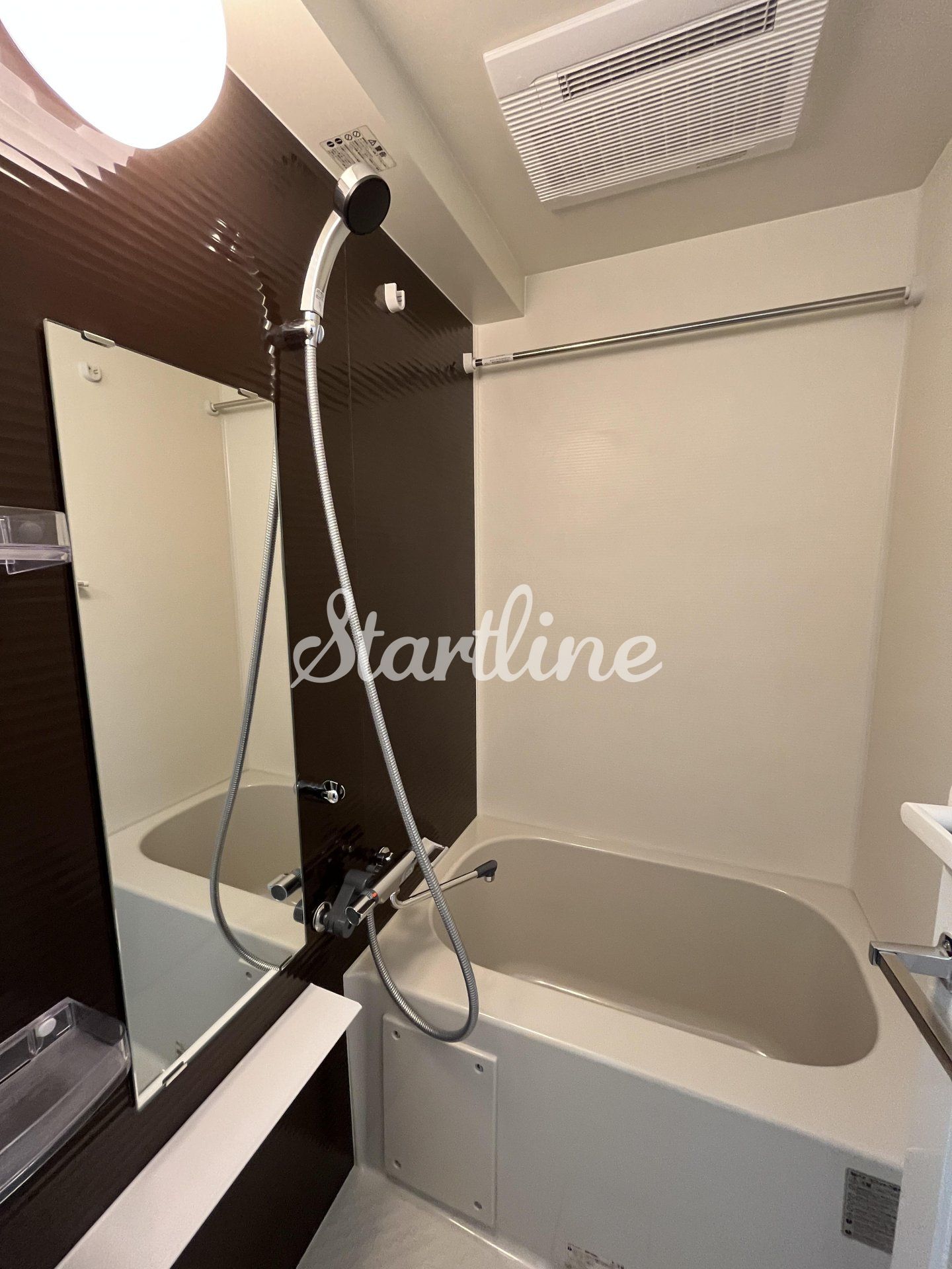 シャワールーム