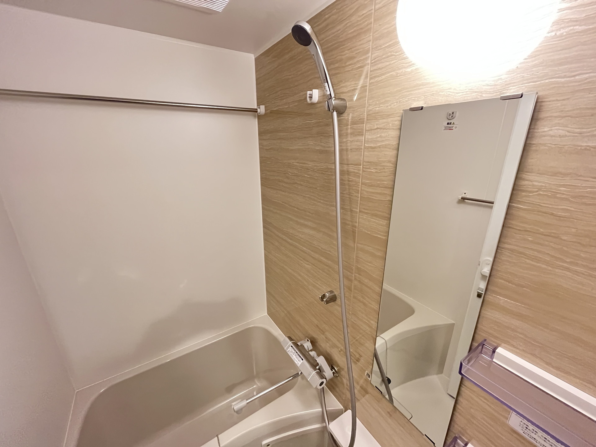 シャワールーム