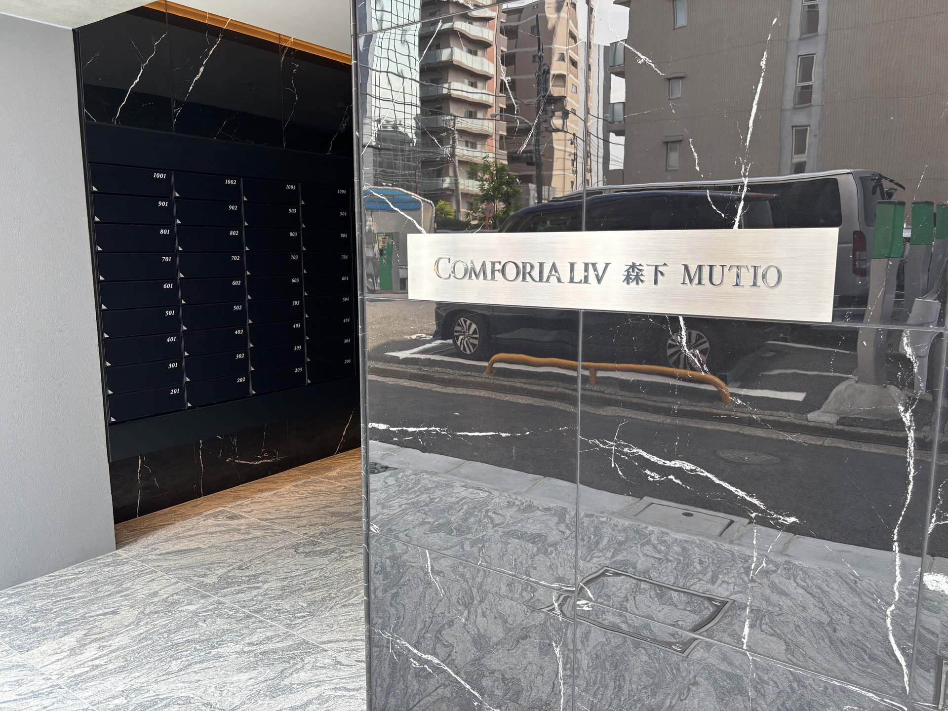 建物エントランス