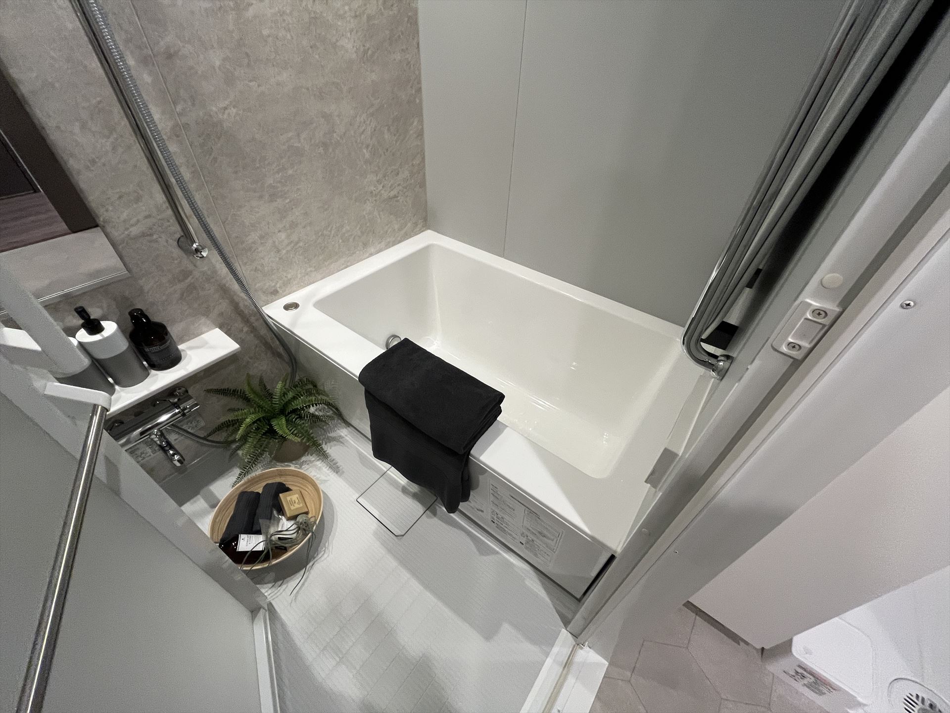 シャワールーム