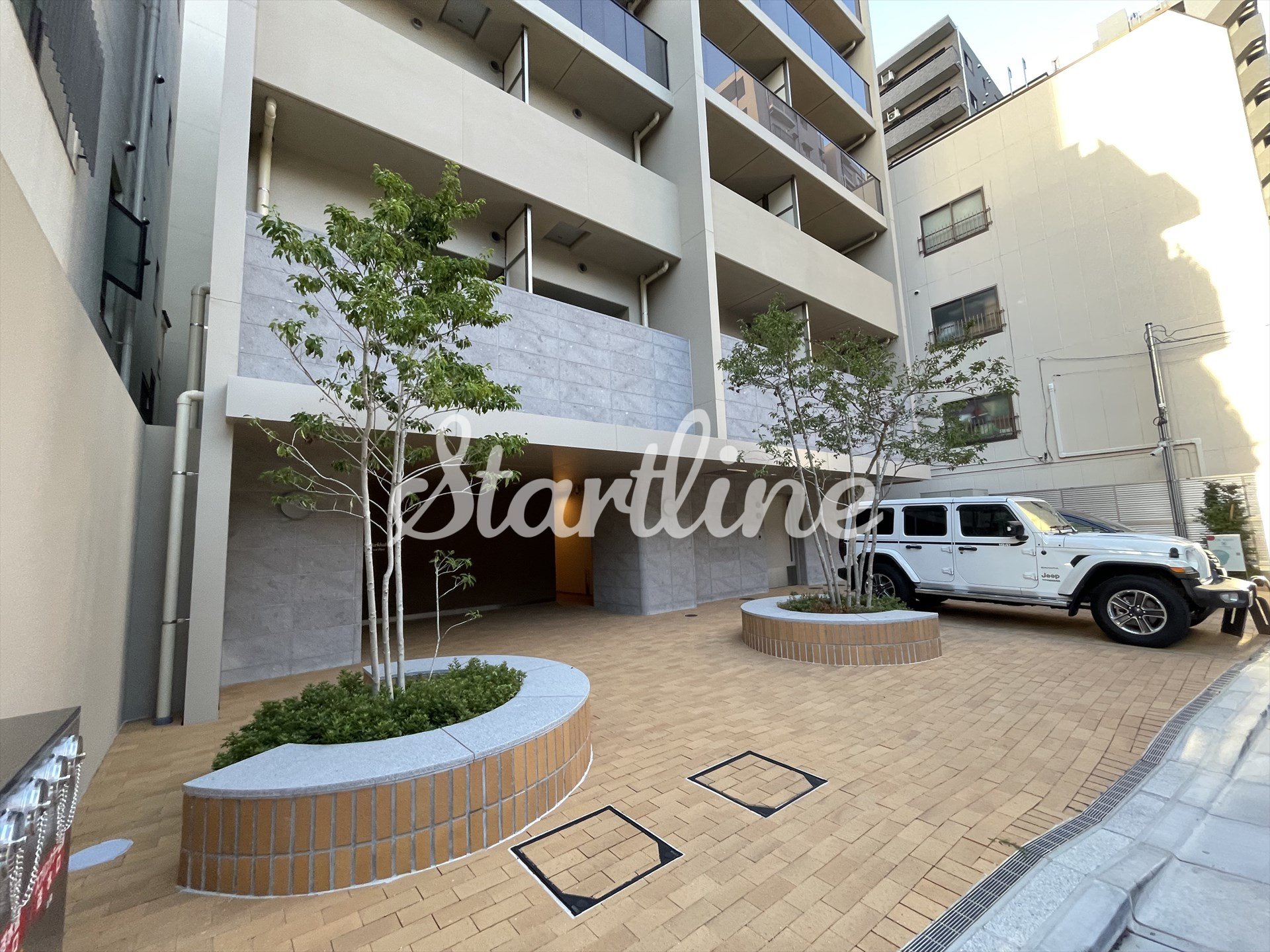 建物エントランス