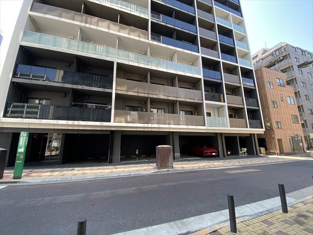 建物エントランス