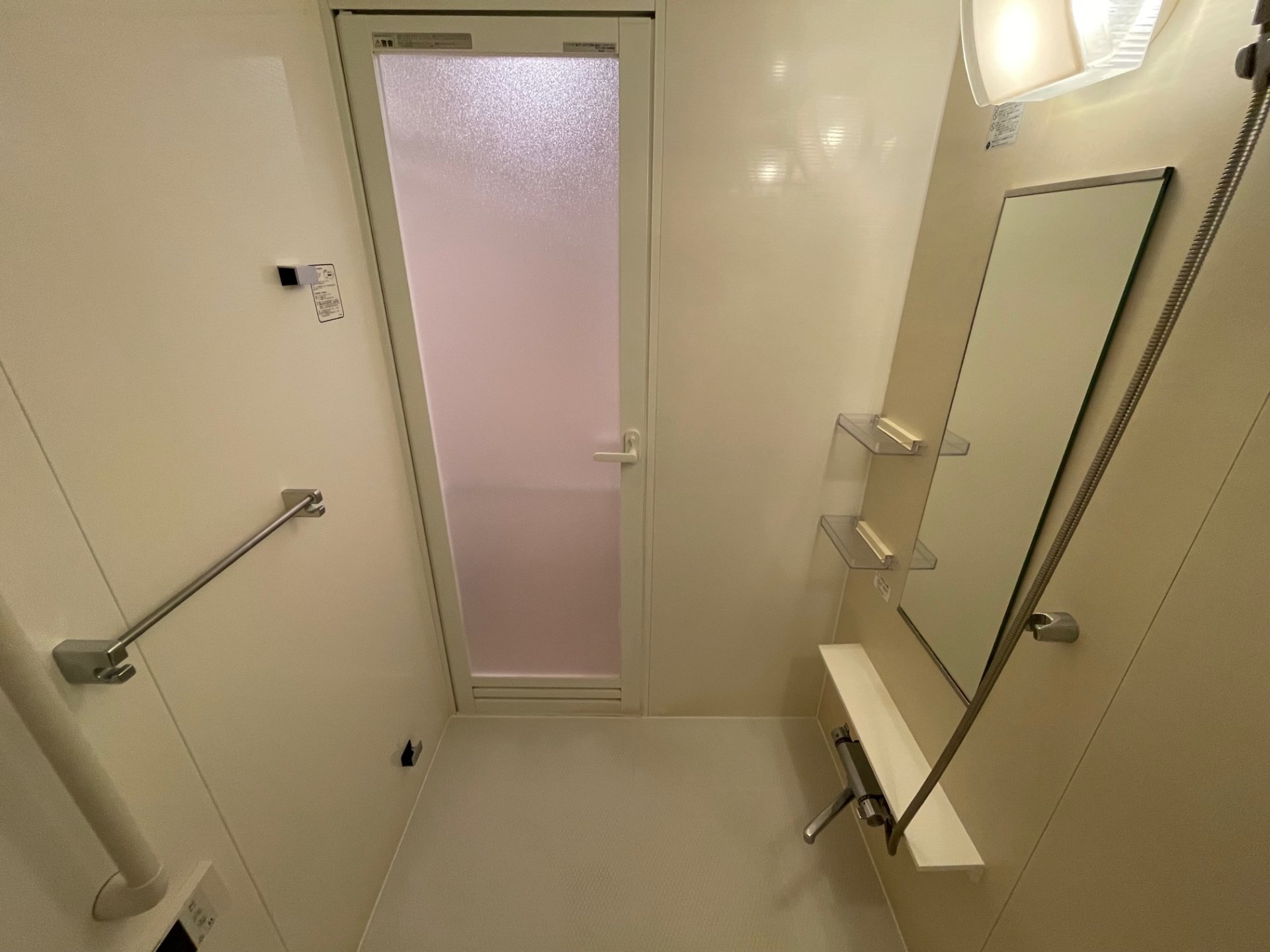 シャワールーム