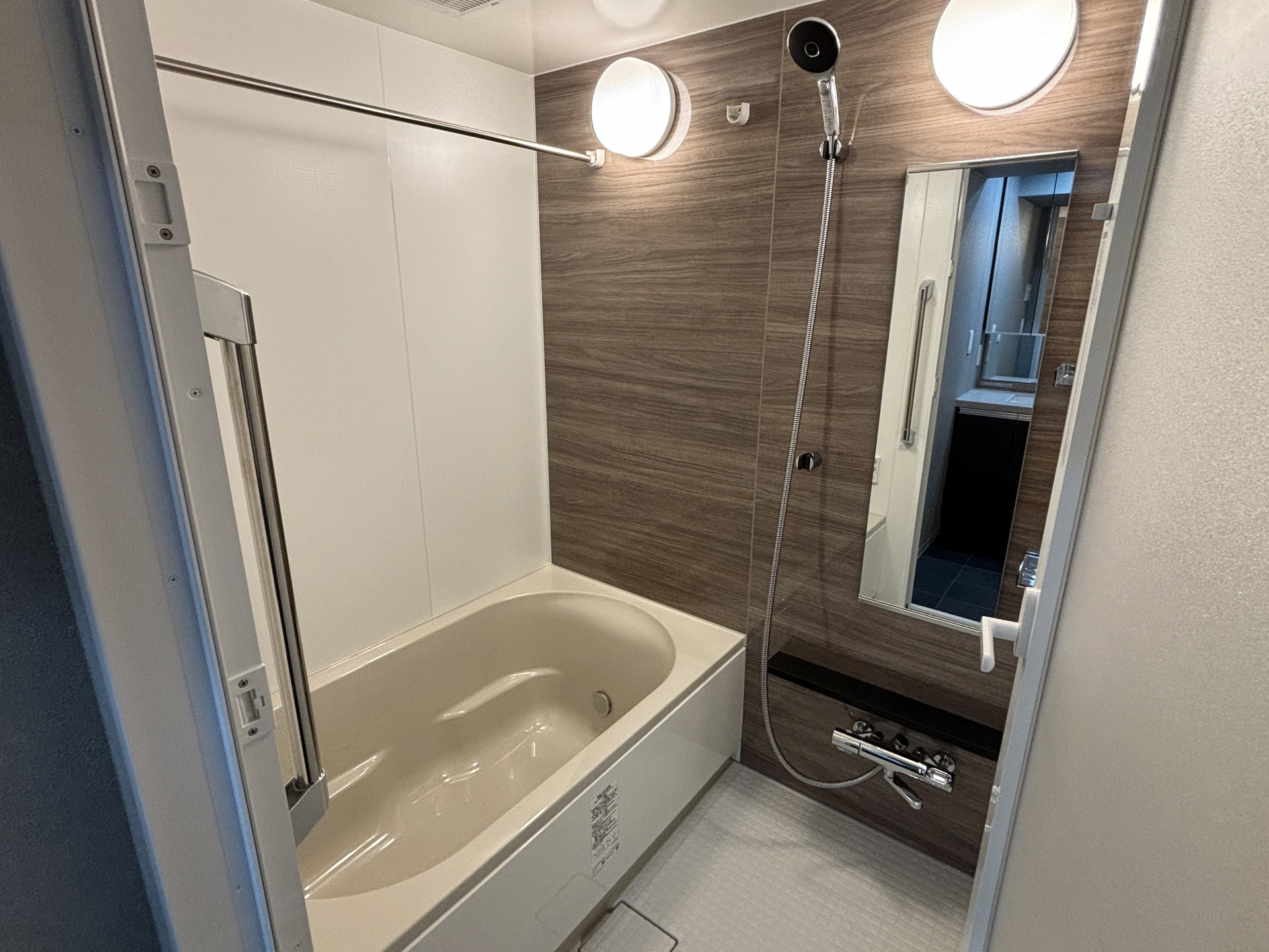 シャワールーム