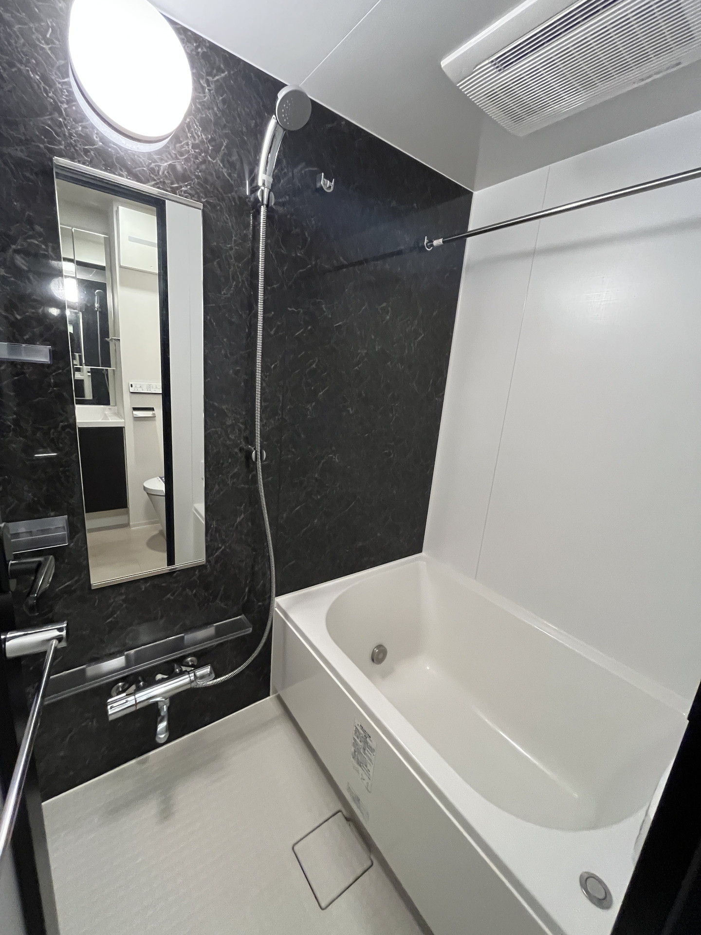 シャワールーム