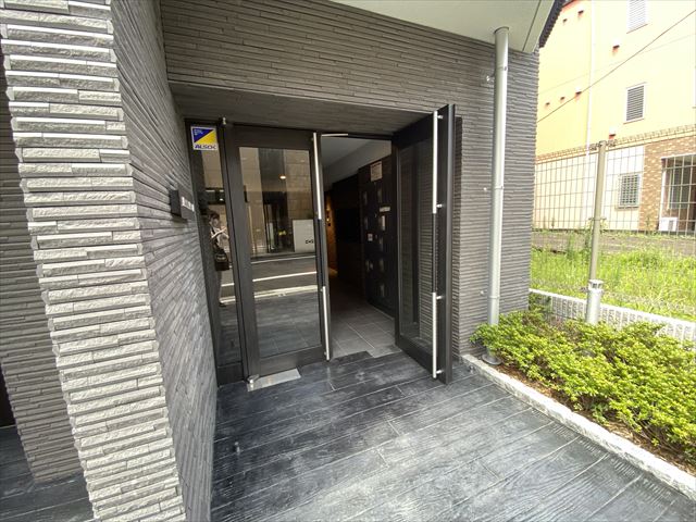 建物エントランス