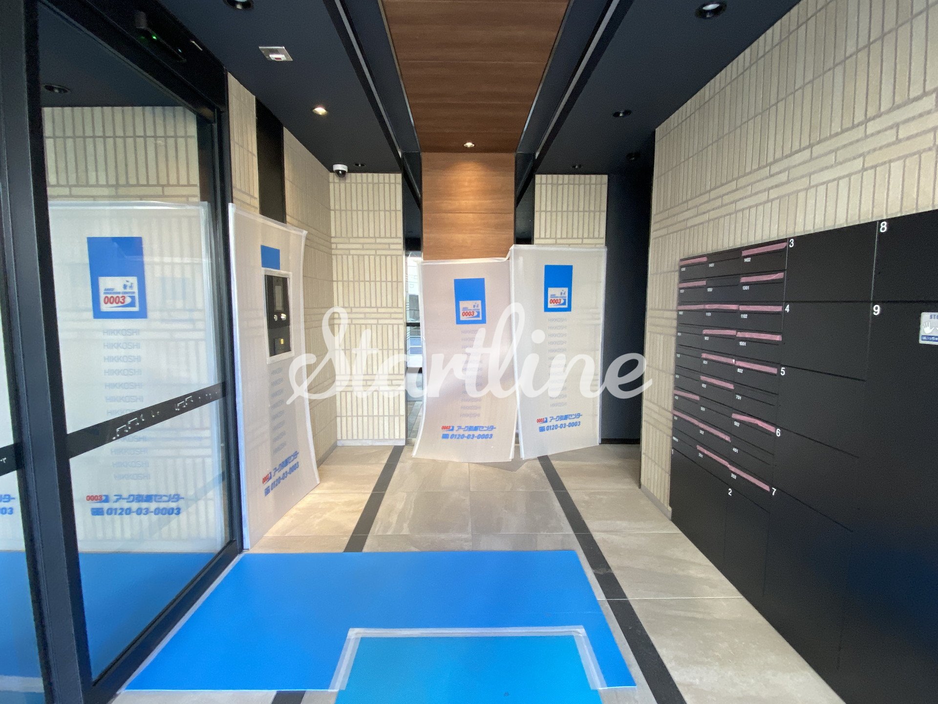 建物エントランス