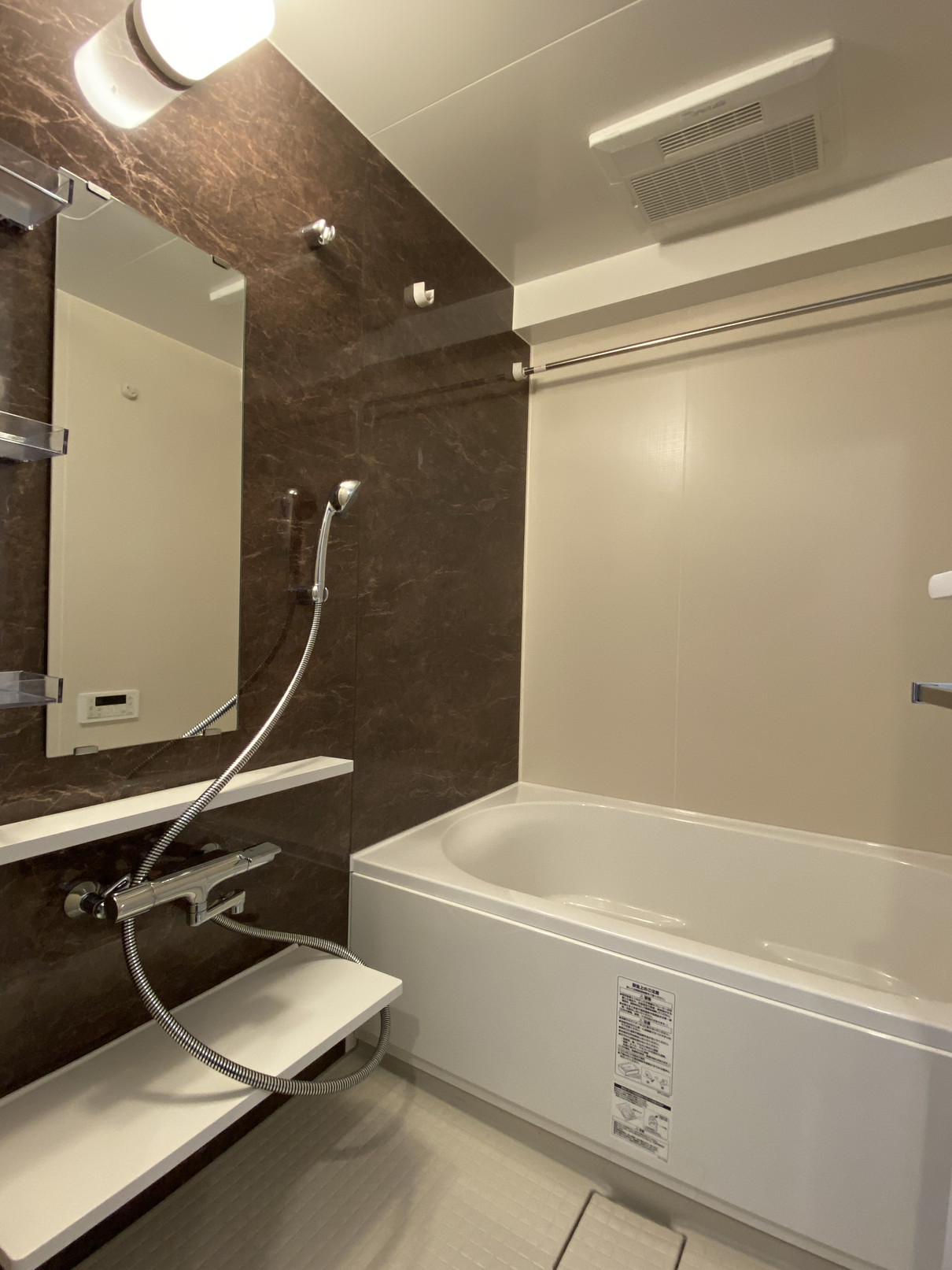 シャワールーム