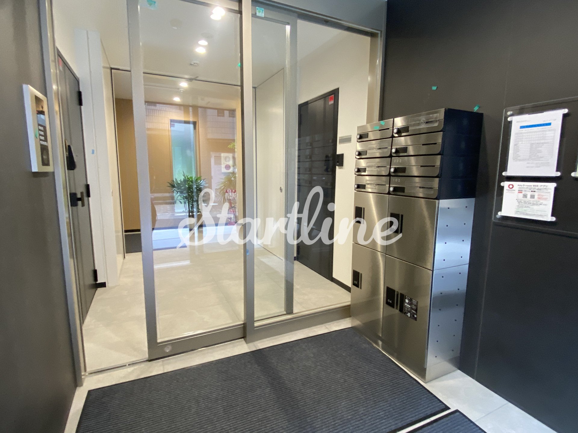 建物エントランス