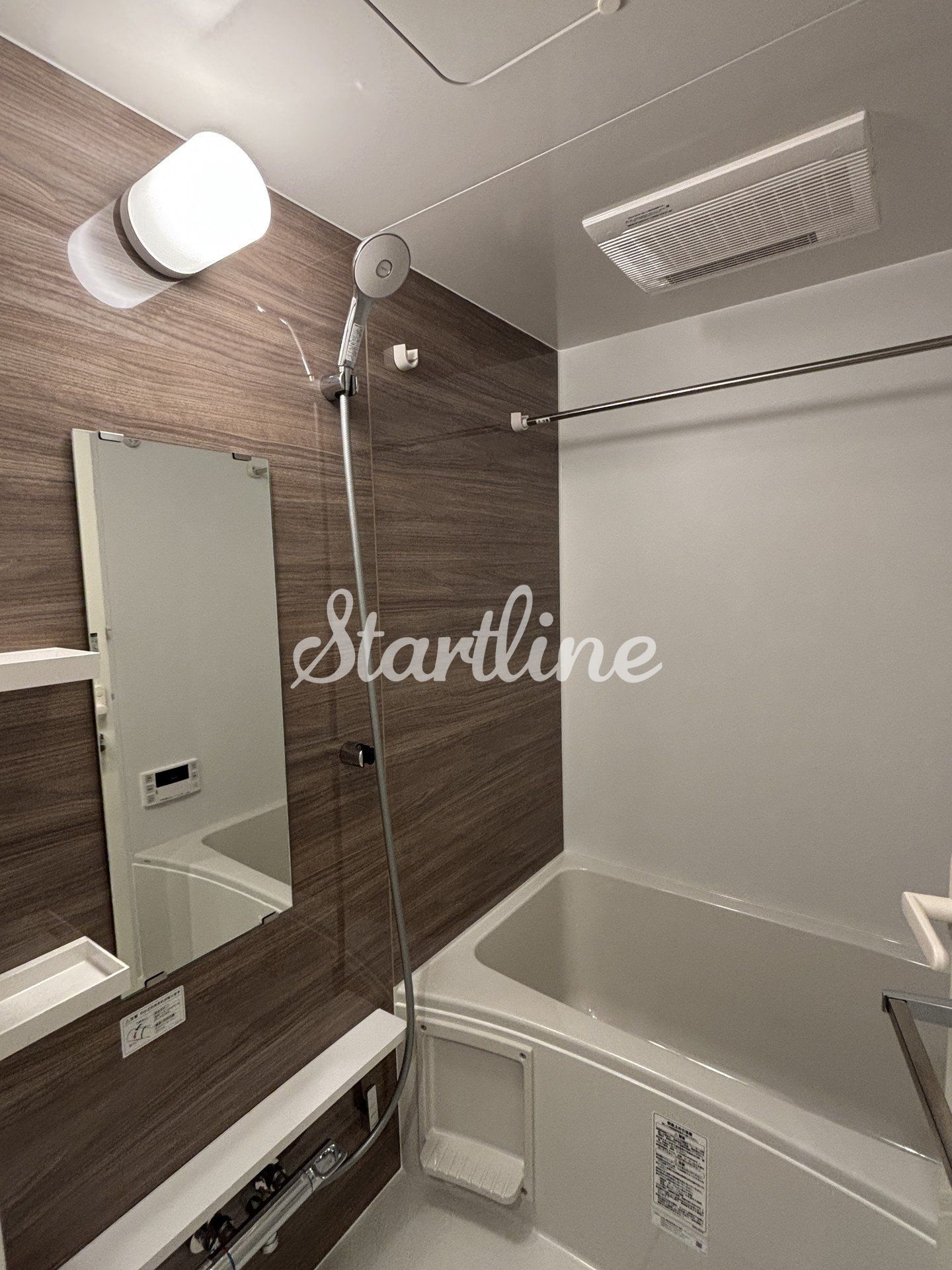 シャワールーム