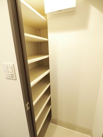 収納