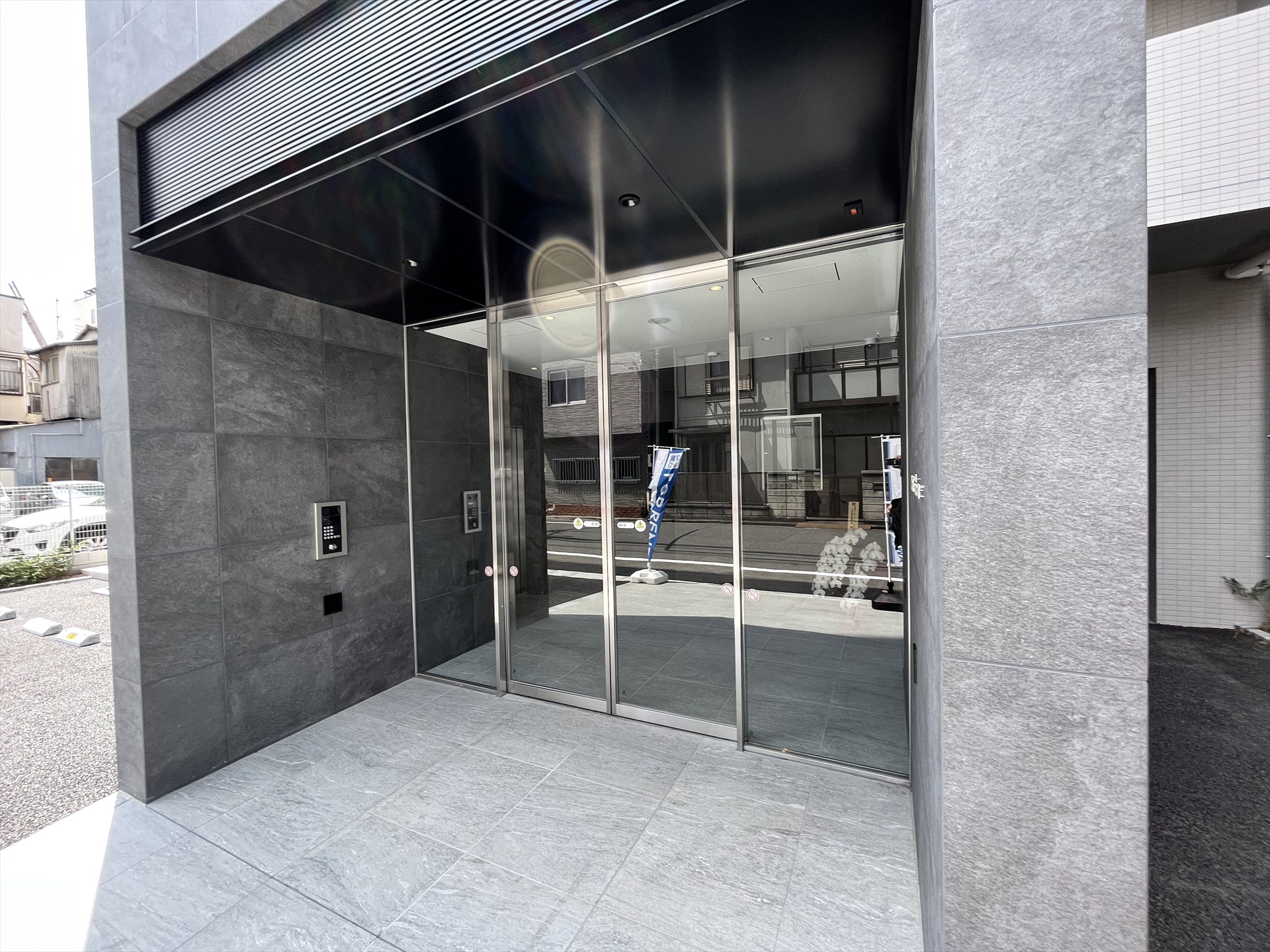 建物エントランス
