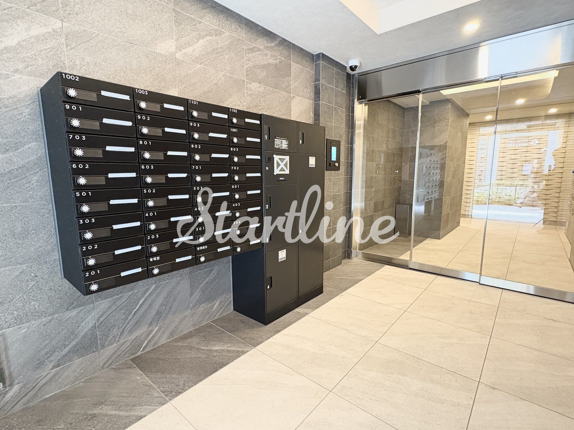 建物エントランス