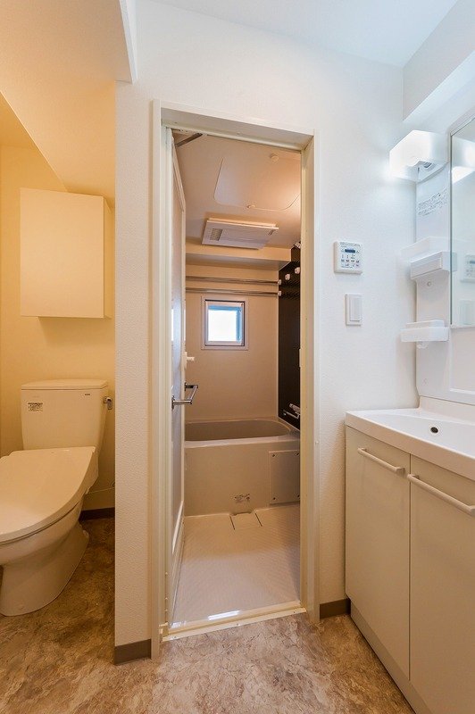 シャワールーム