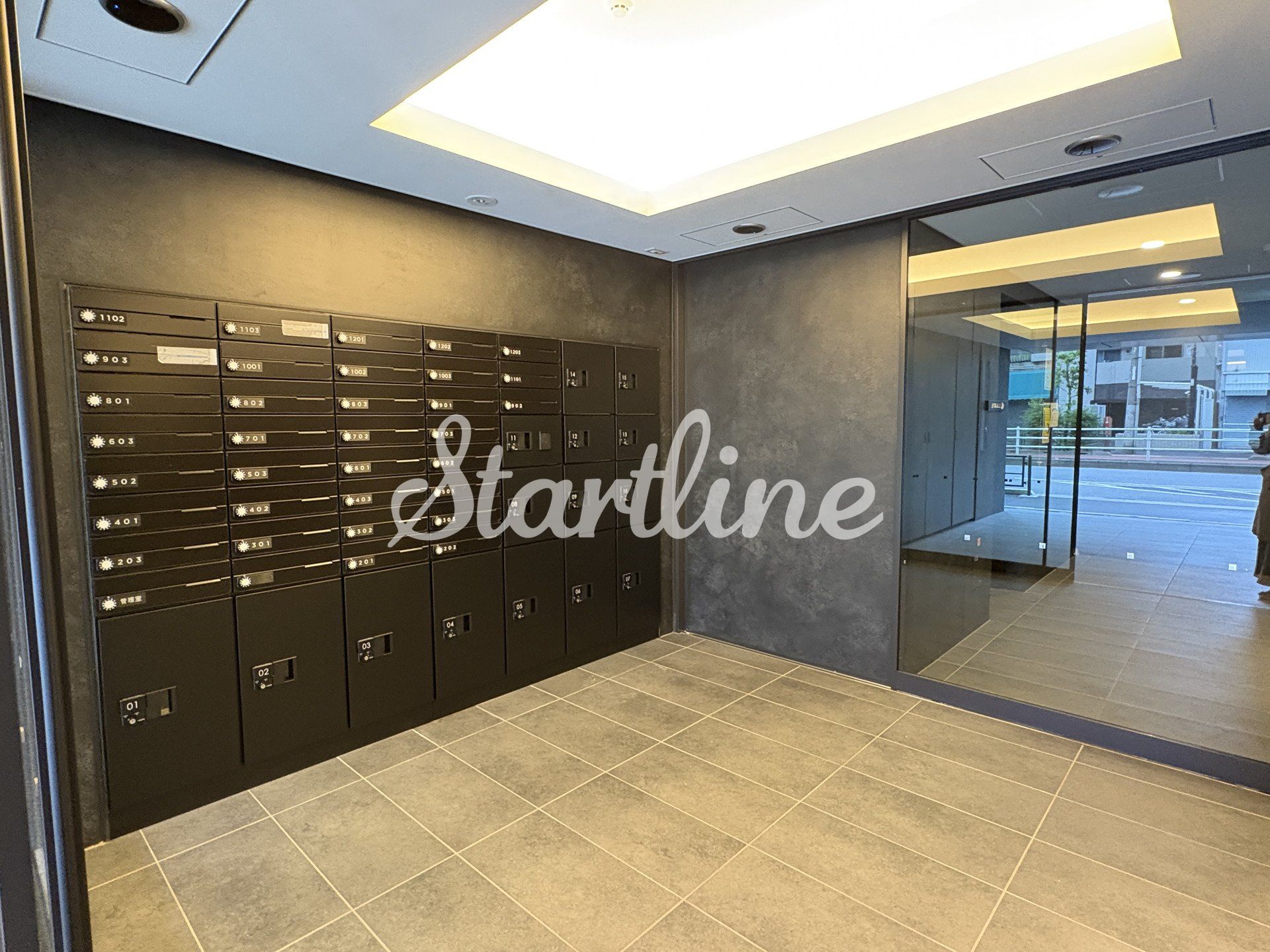 建物エントランス