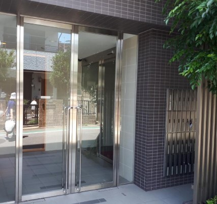 建物エントランス