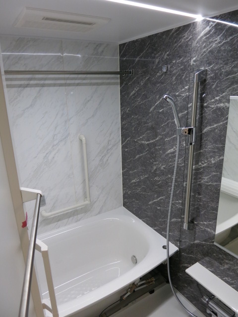 シャワールーム