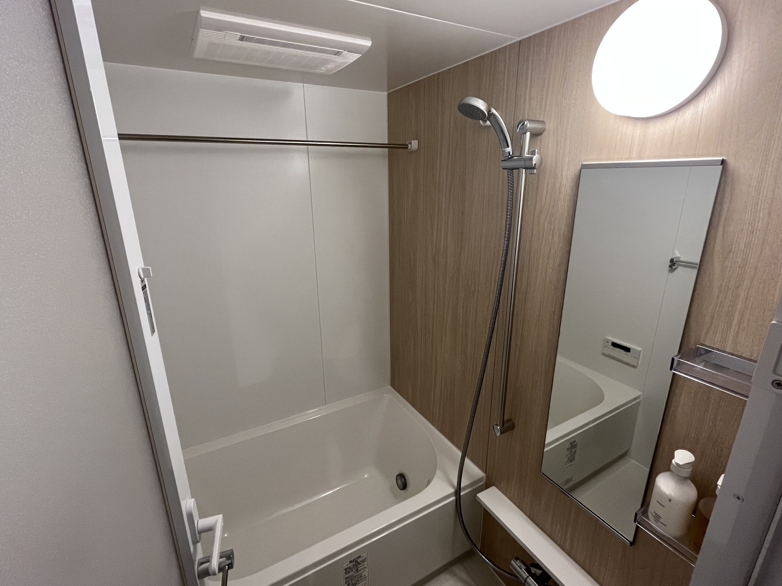 シャワールーム