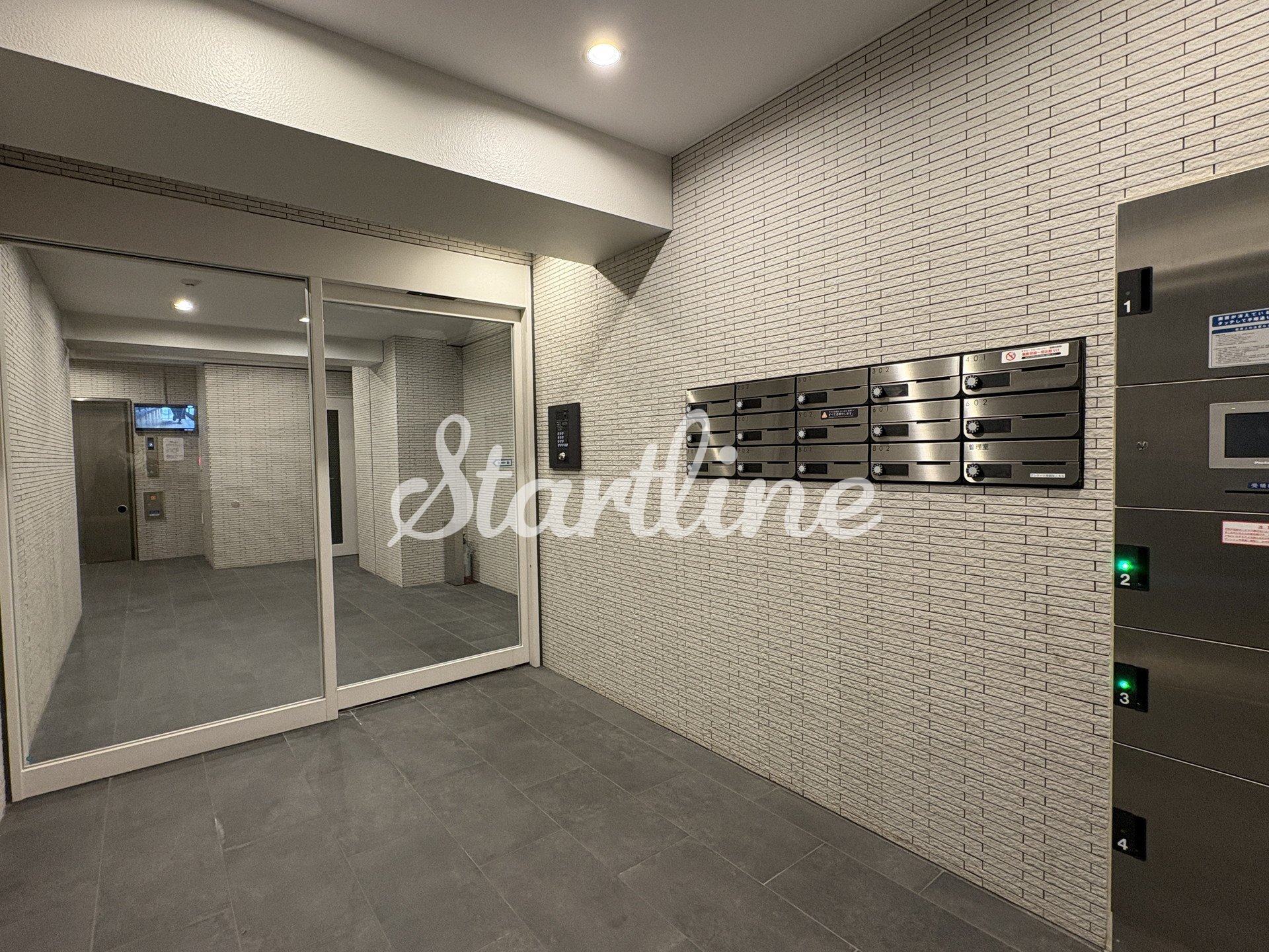 建物エントランス