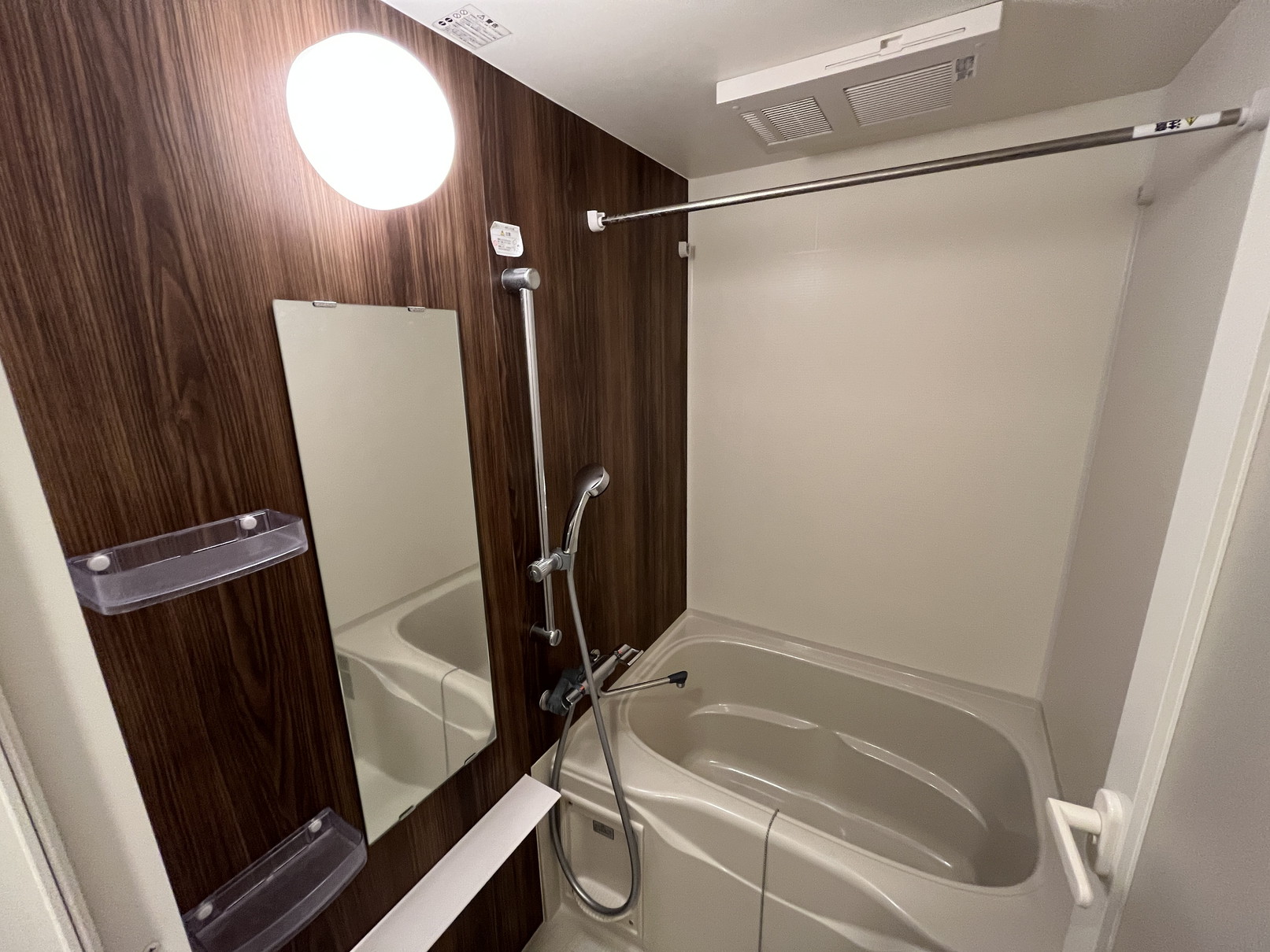 シャワールーム