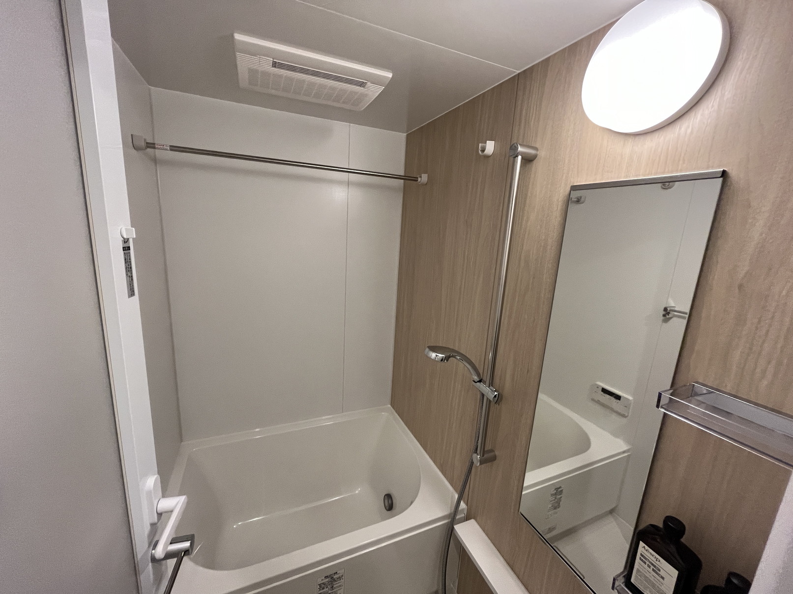 シャワールーム