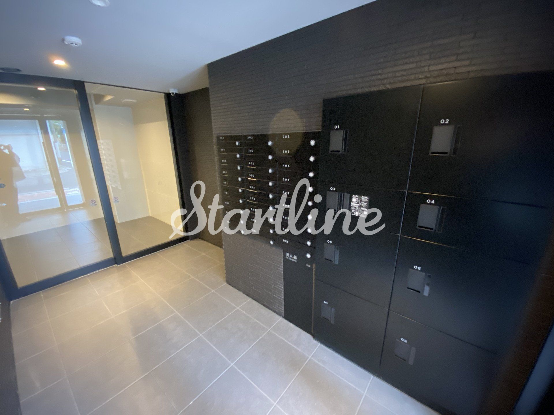 建物エントランス