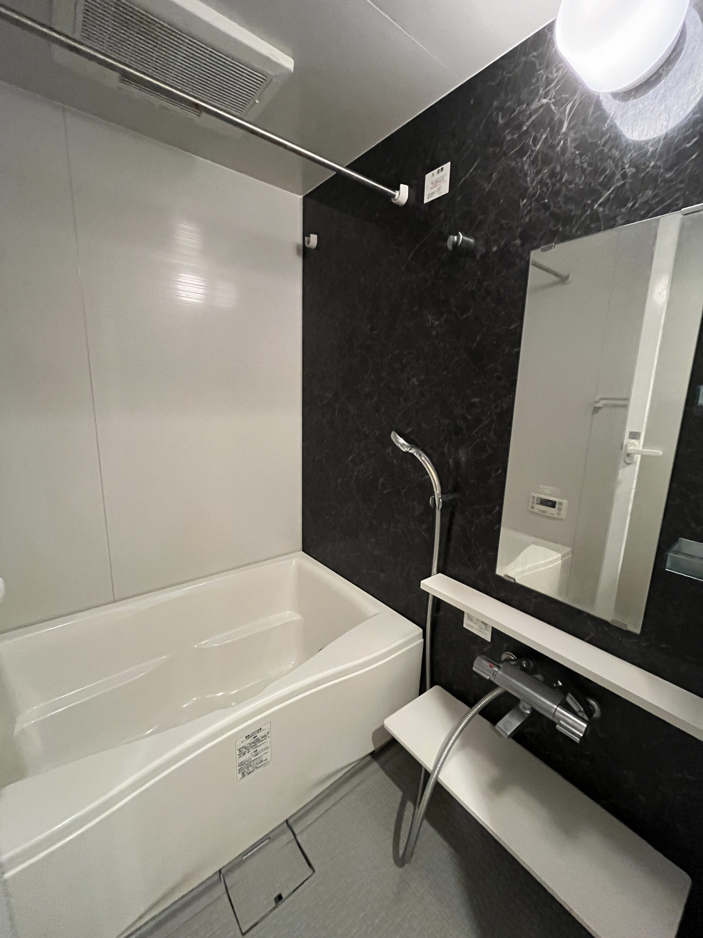 シャワールーム