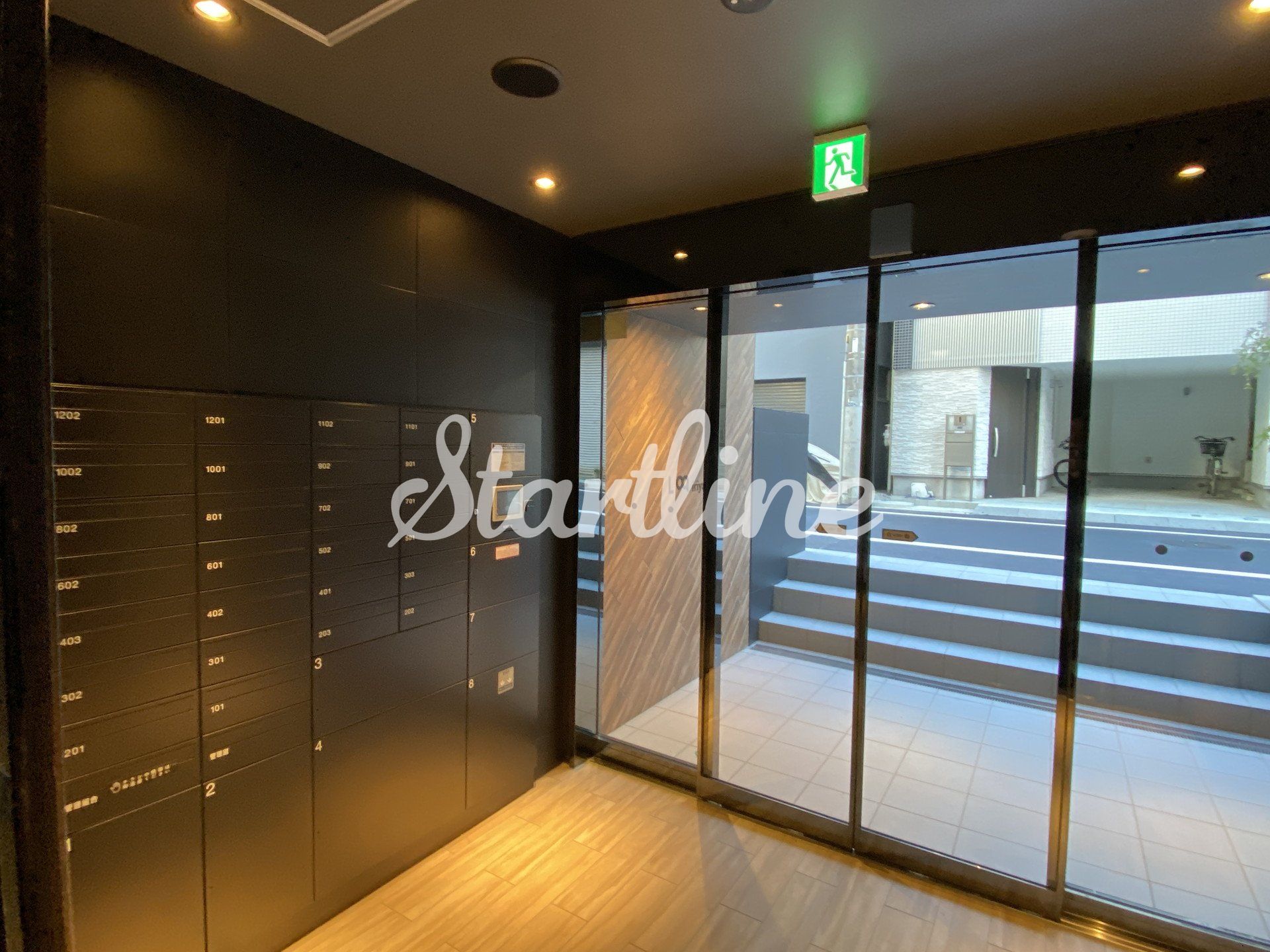 建物エントランス