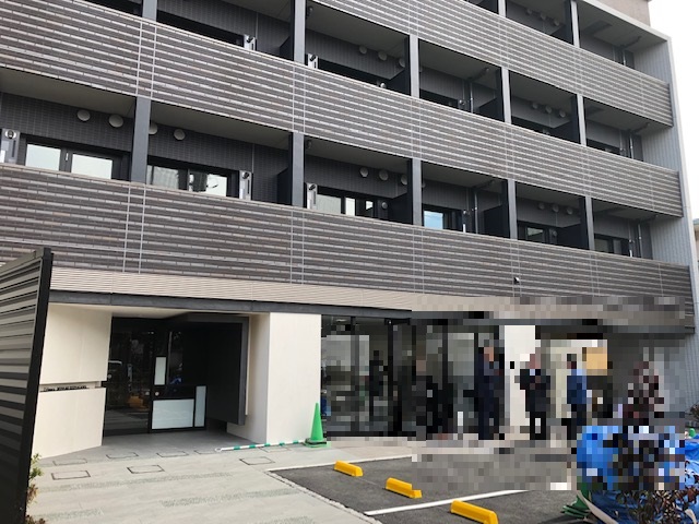 建物エントランス