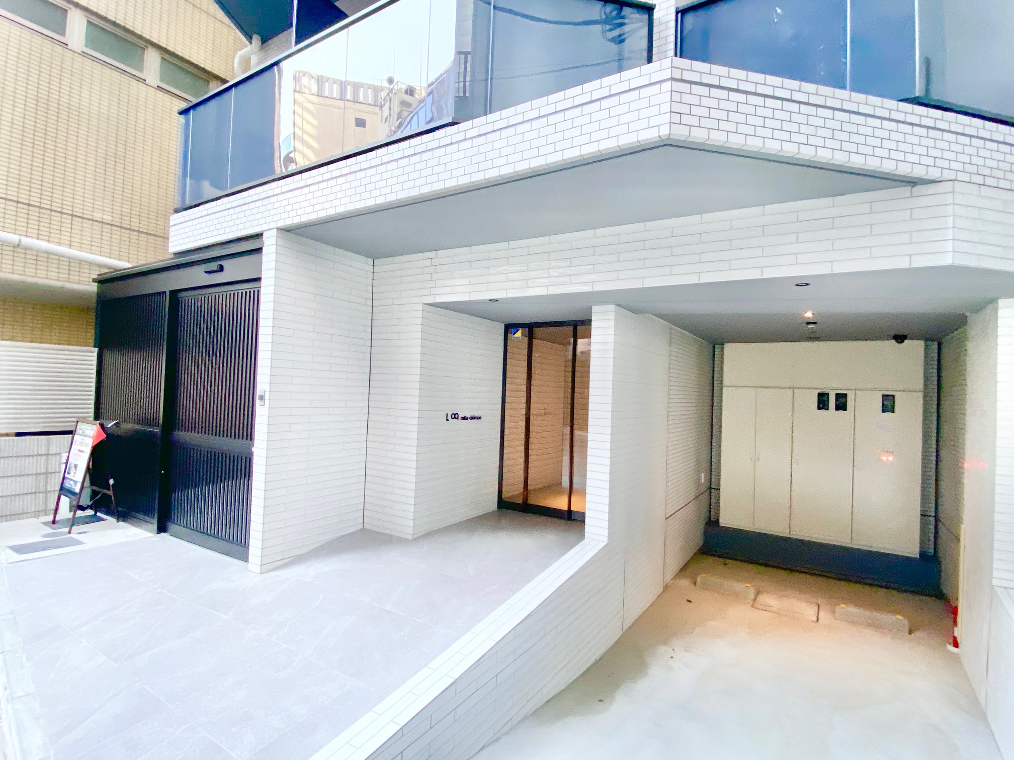 建物エントランス