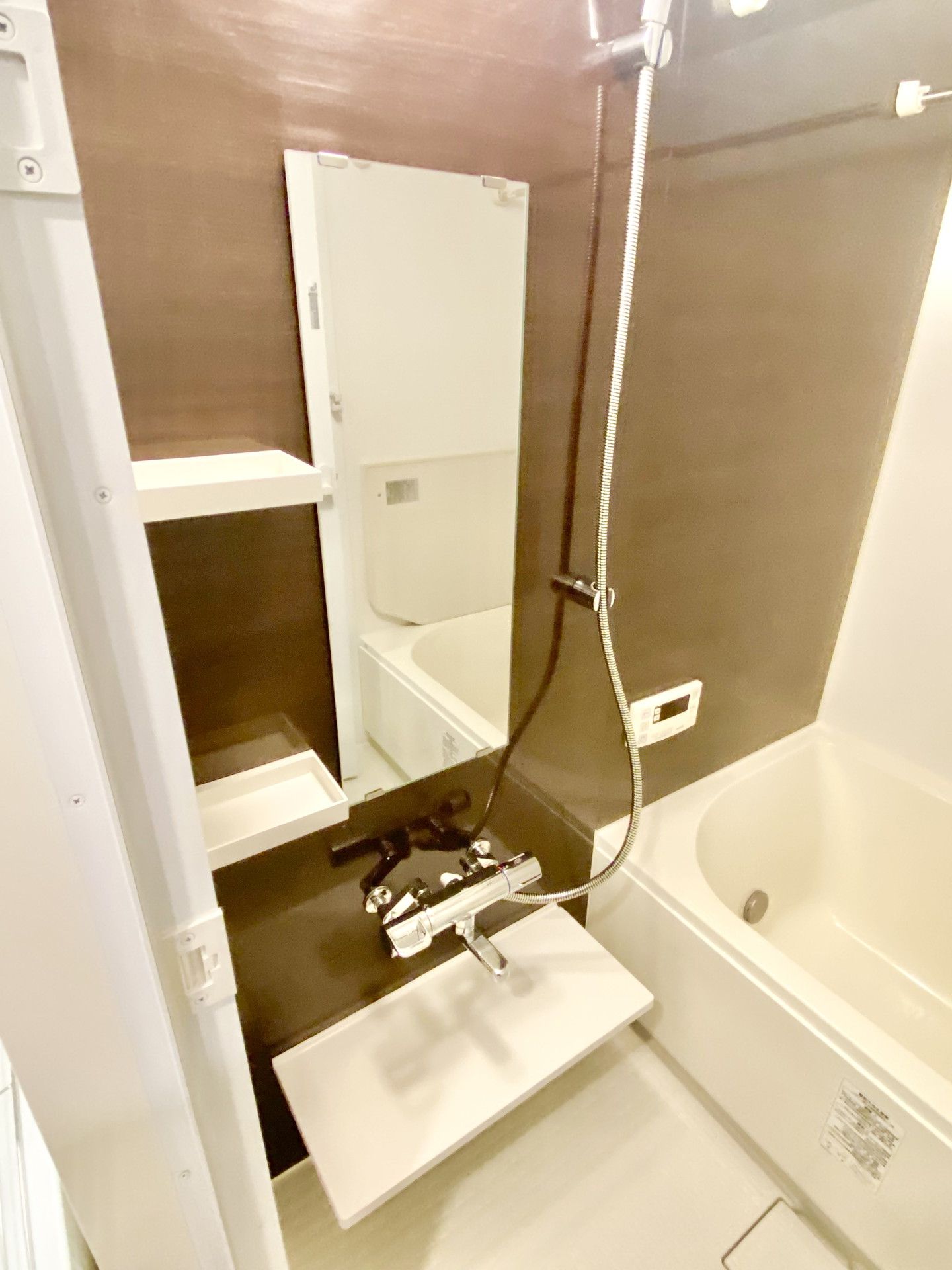 シャワールーム