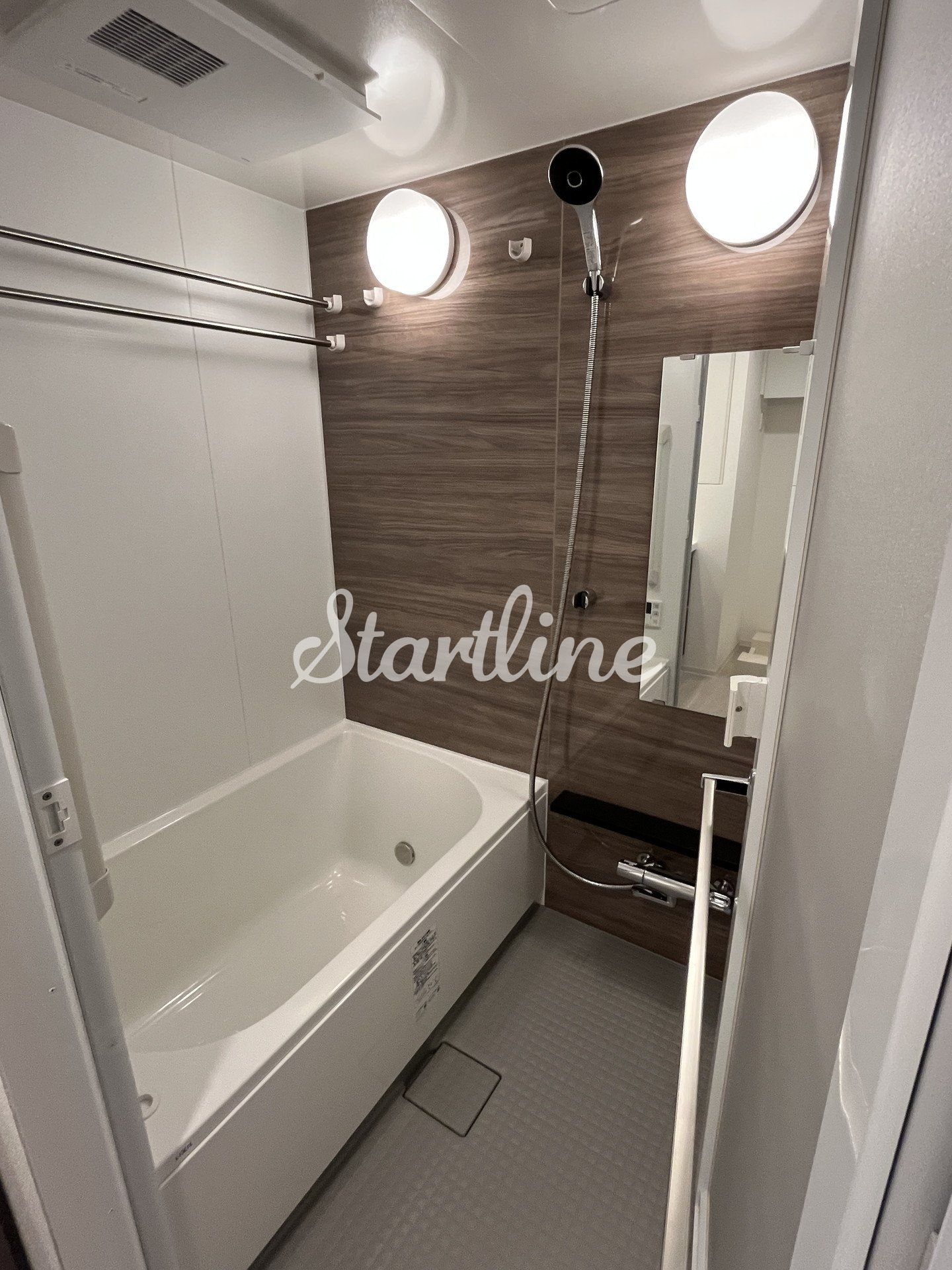 シャワールーム