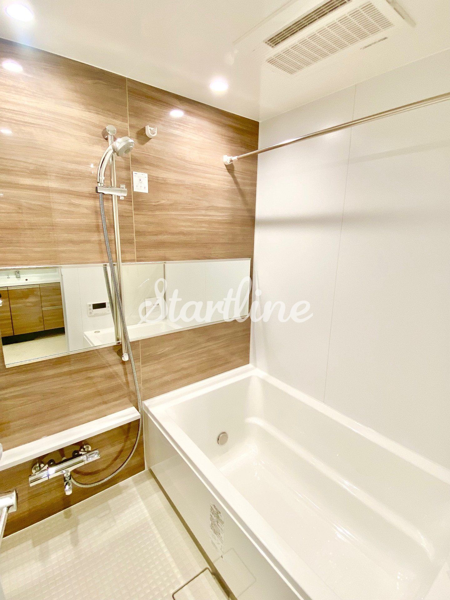 シャワールーム