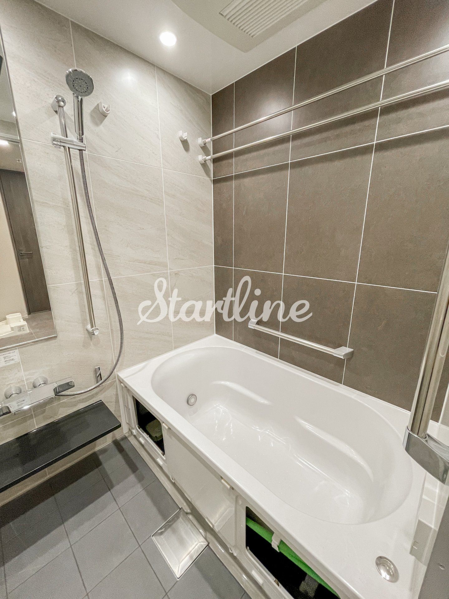 シャワールーム