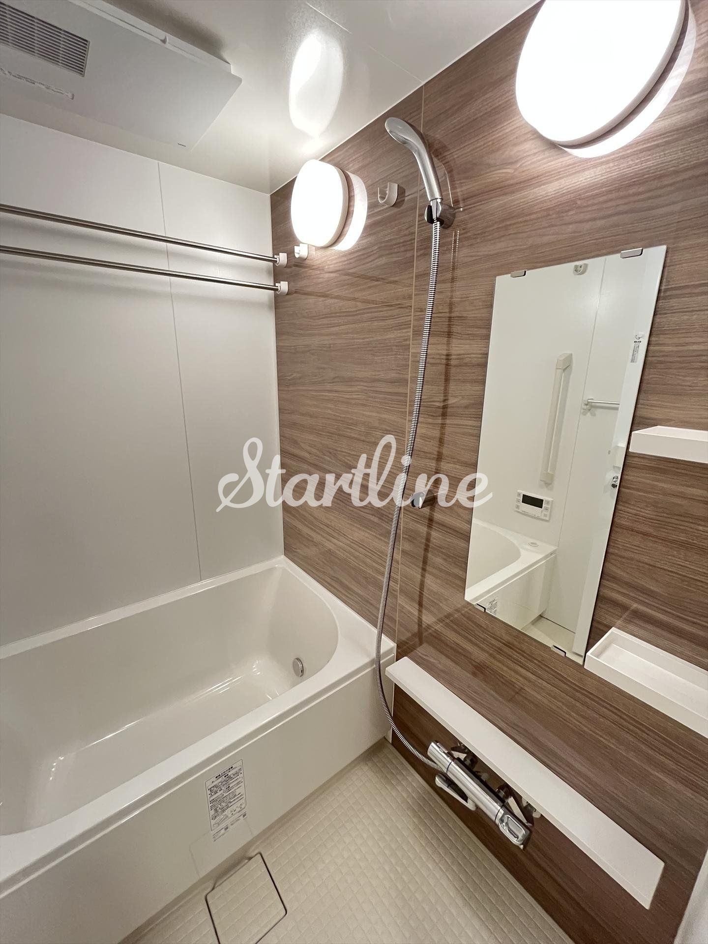 シャワールーム