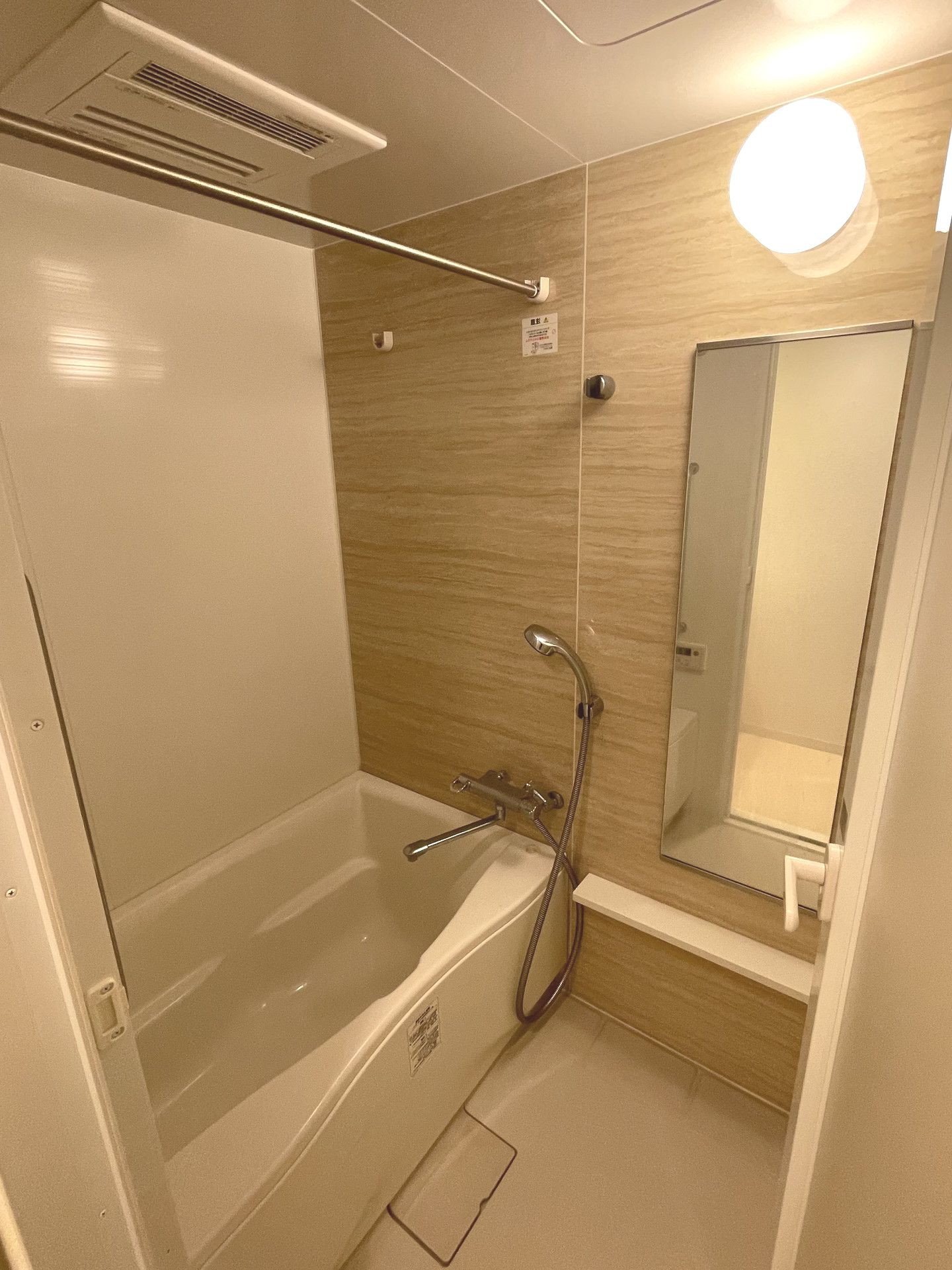 シャワールーム