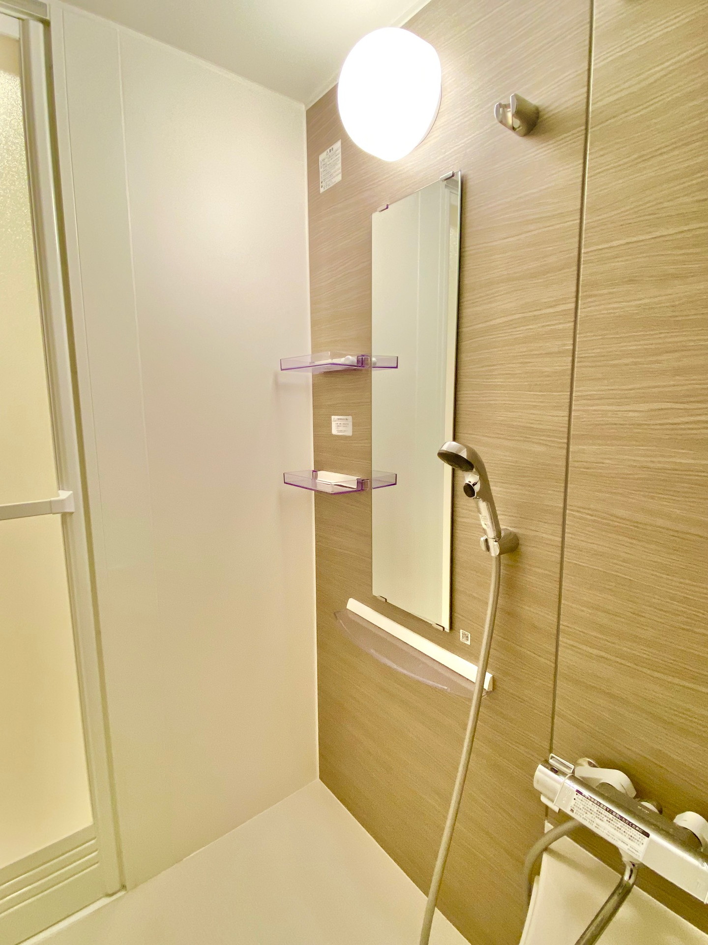 シャワールーム