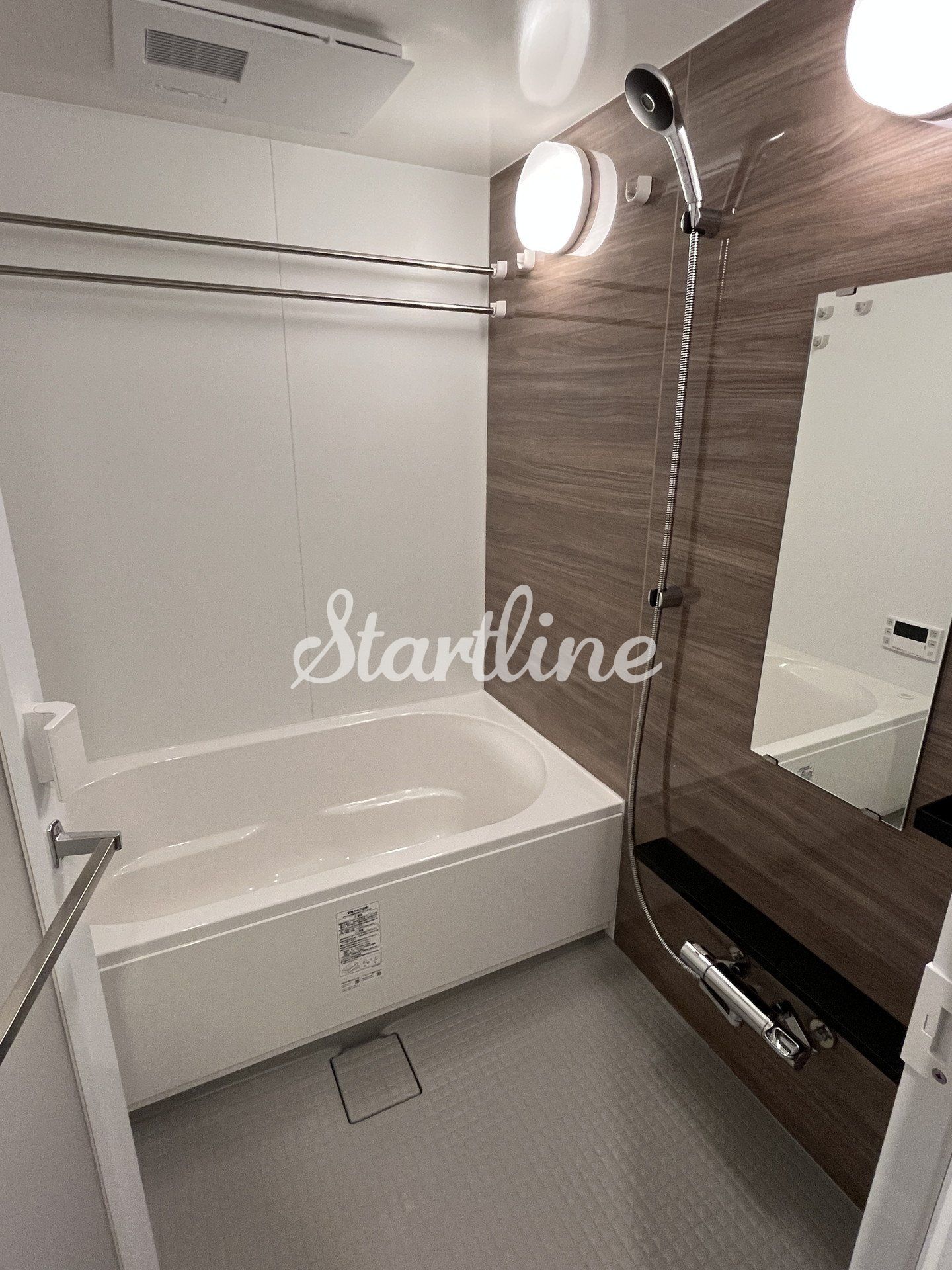 シャワールーム