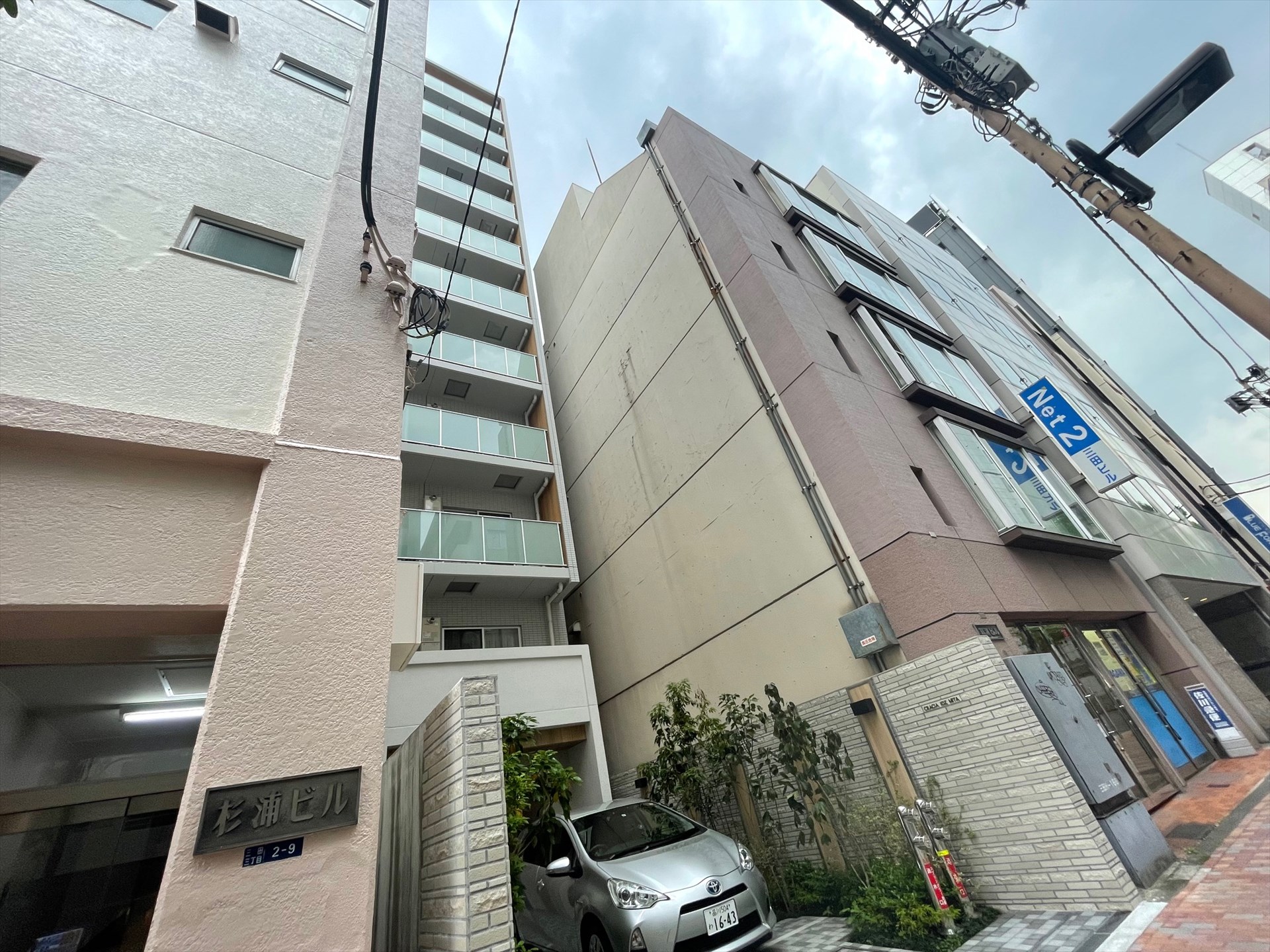 建物エントランス