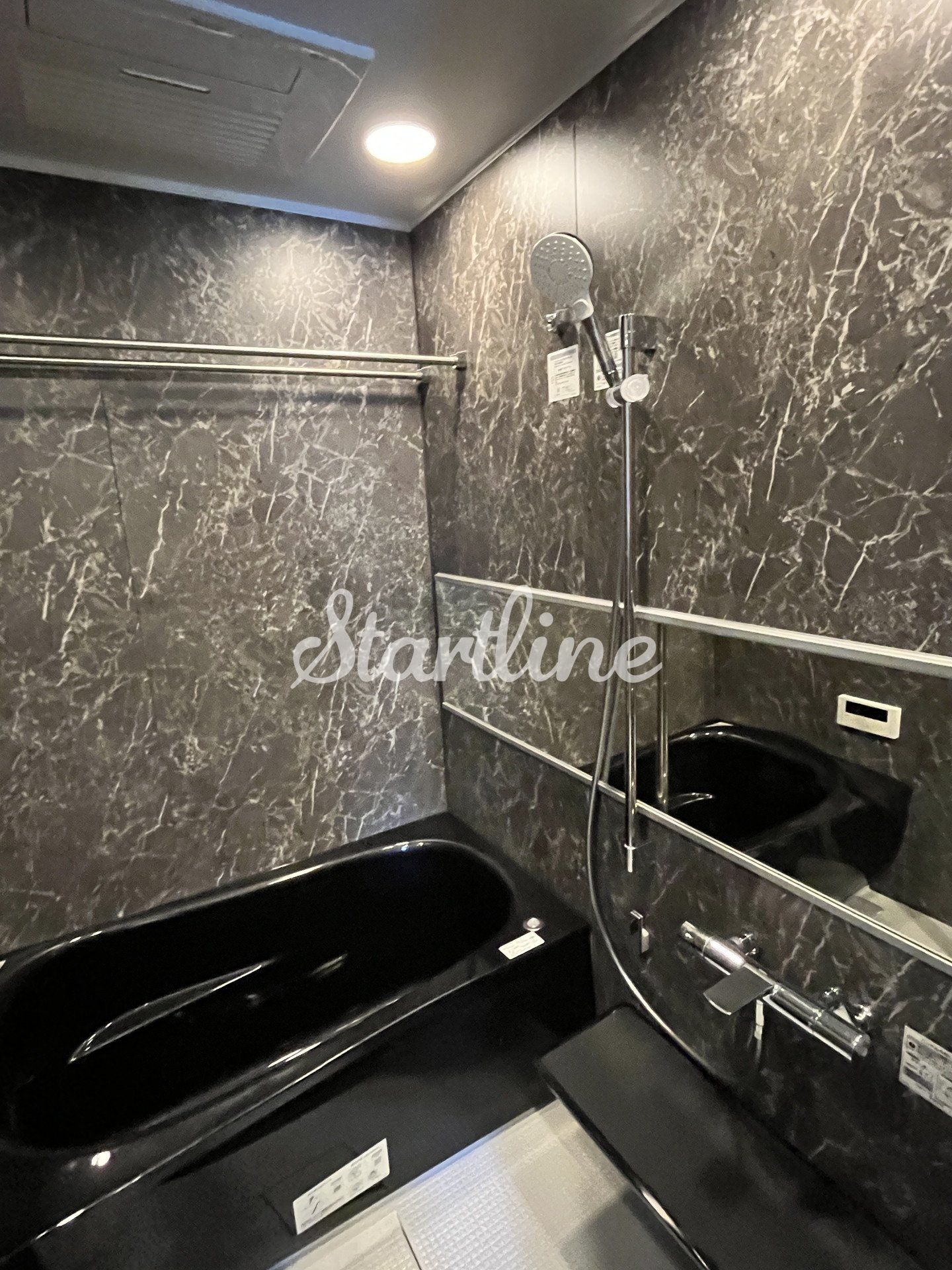 シャワールーム