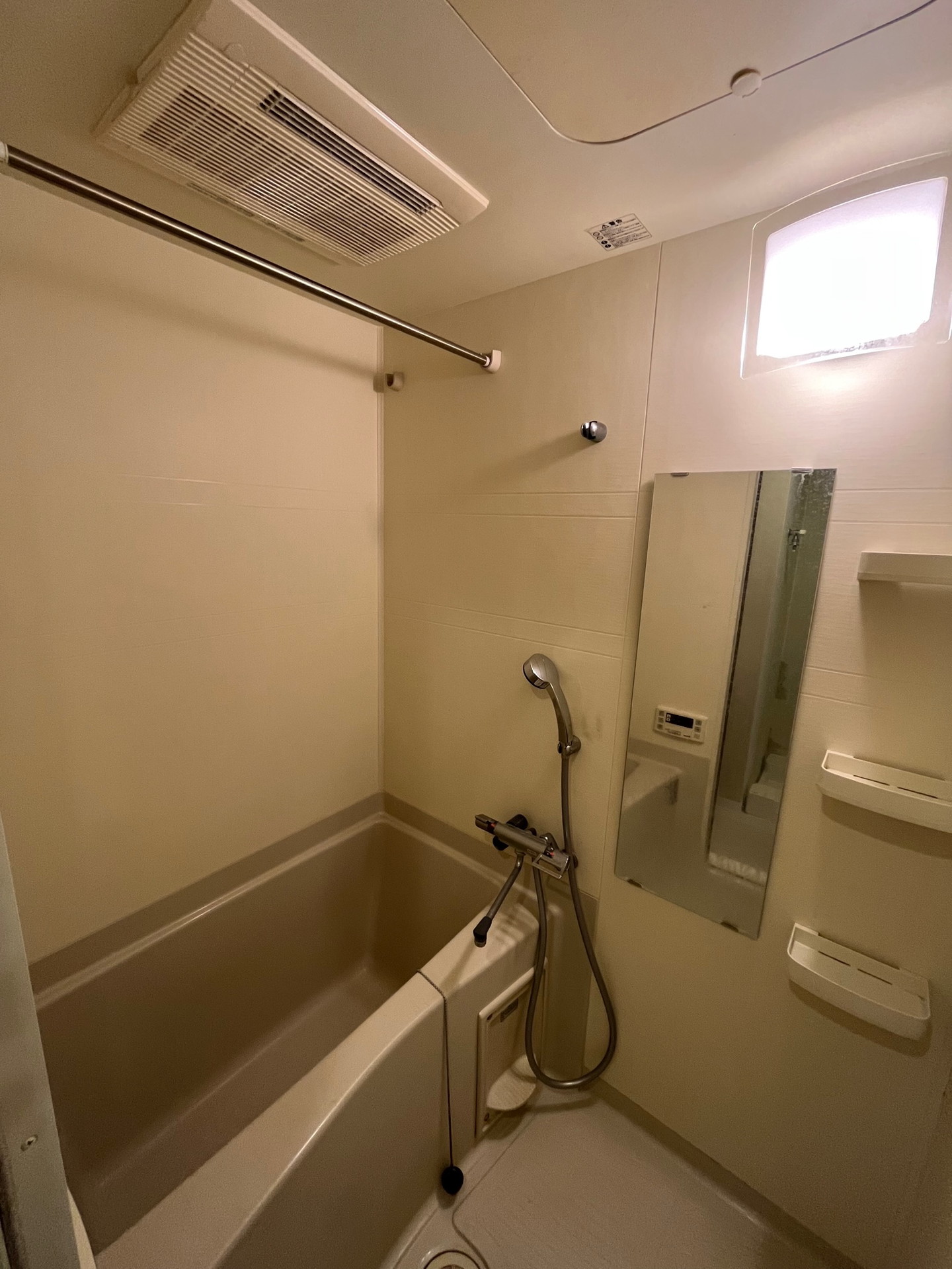 シャワールーム