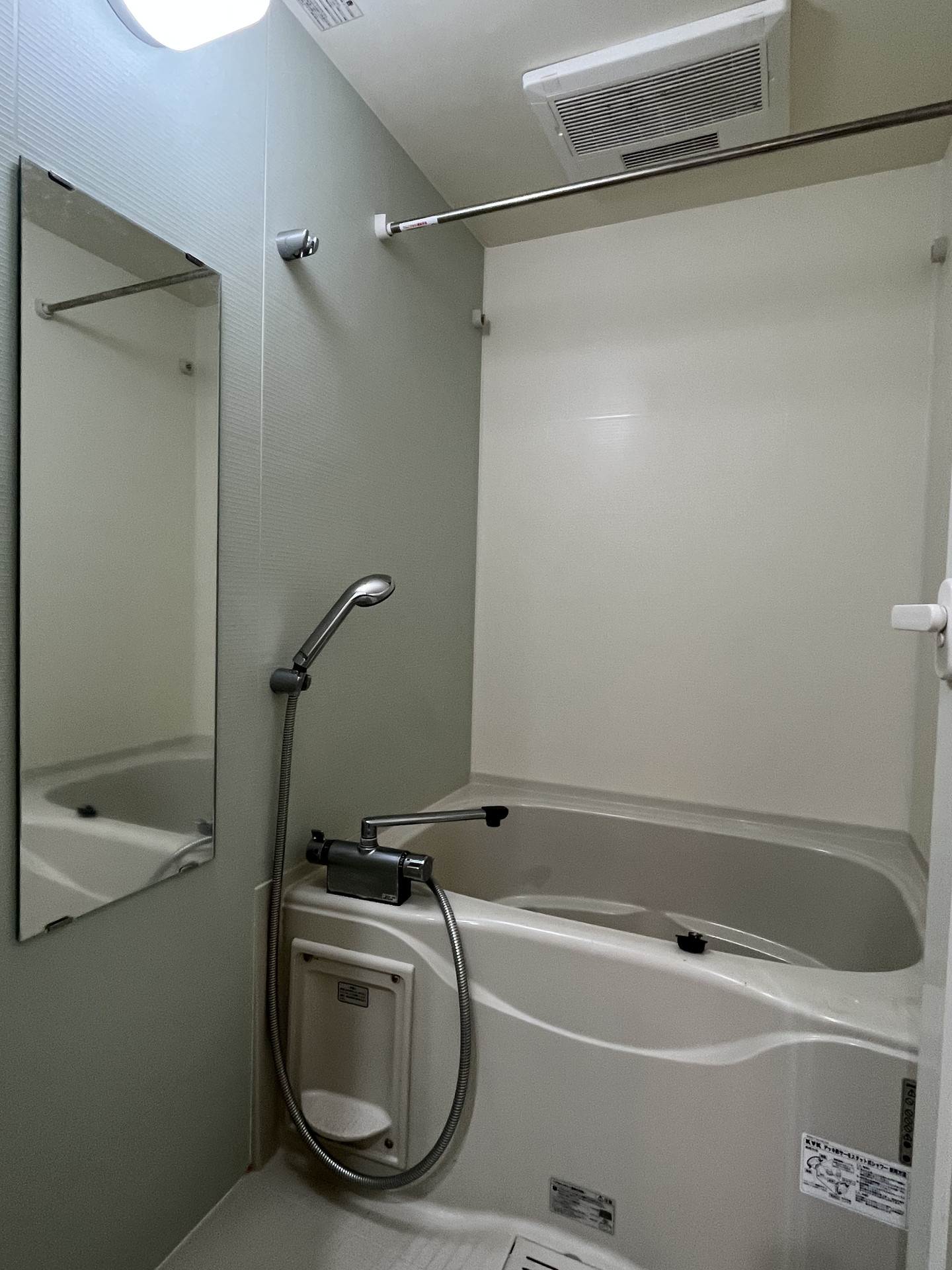 シャワールーム